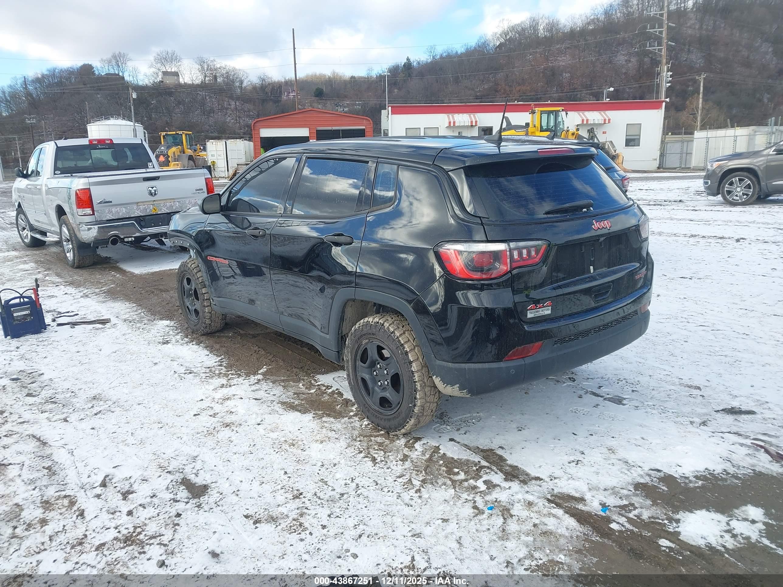 JEEP COMPASS image 3