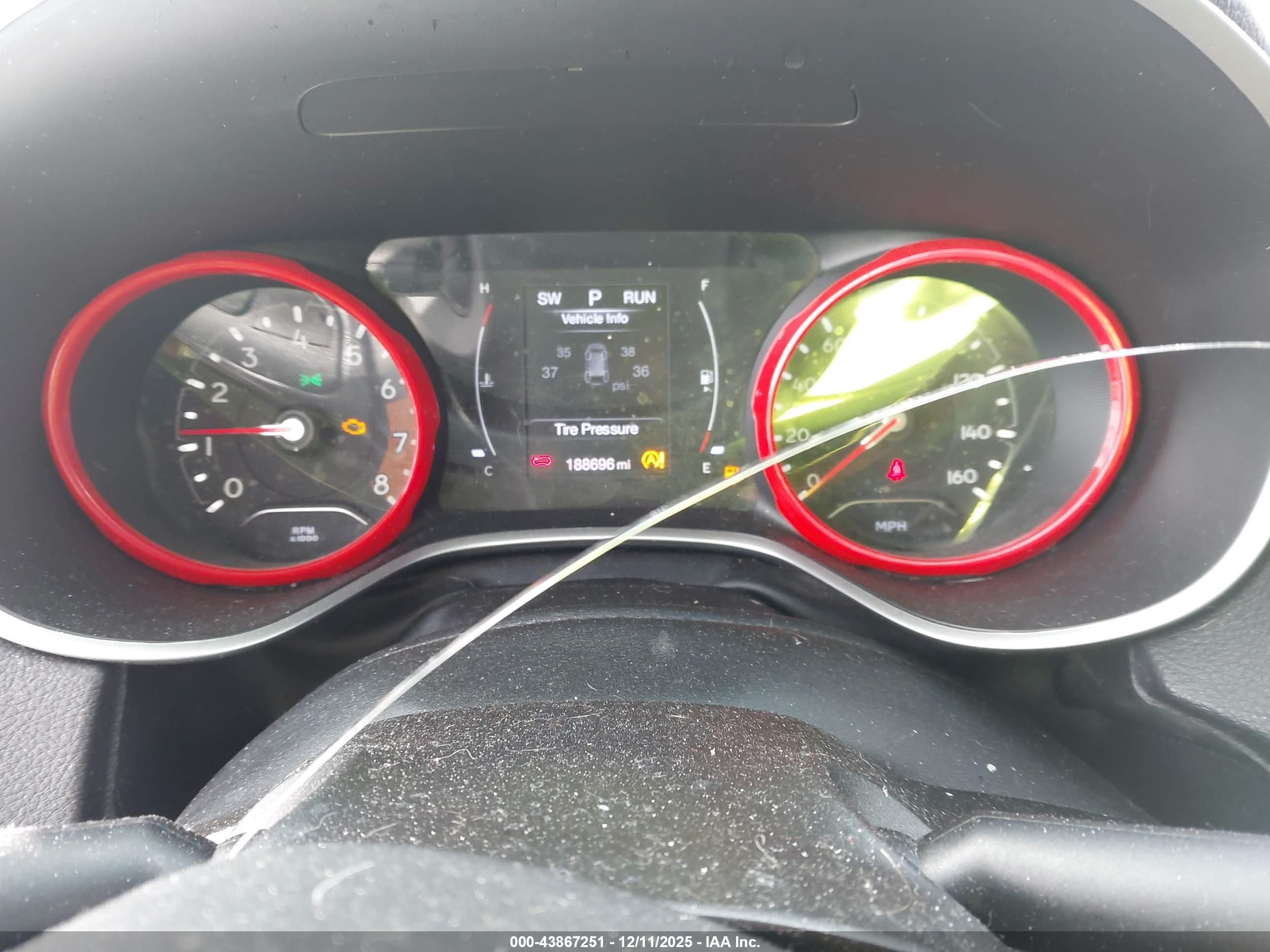 JEEP COMPASS image 7