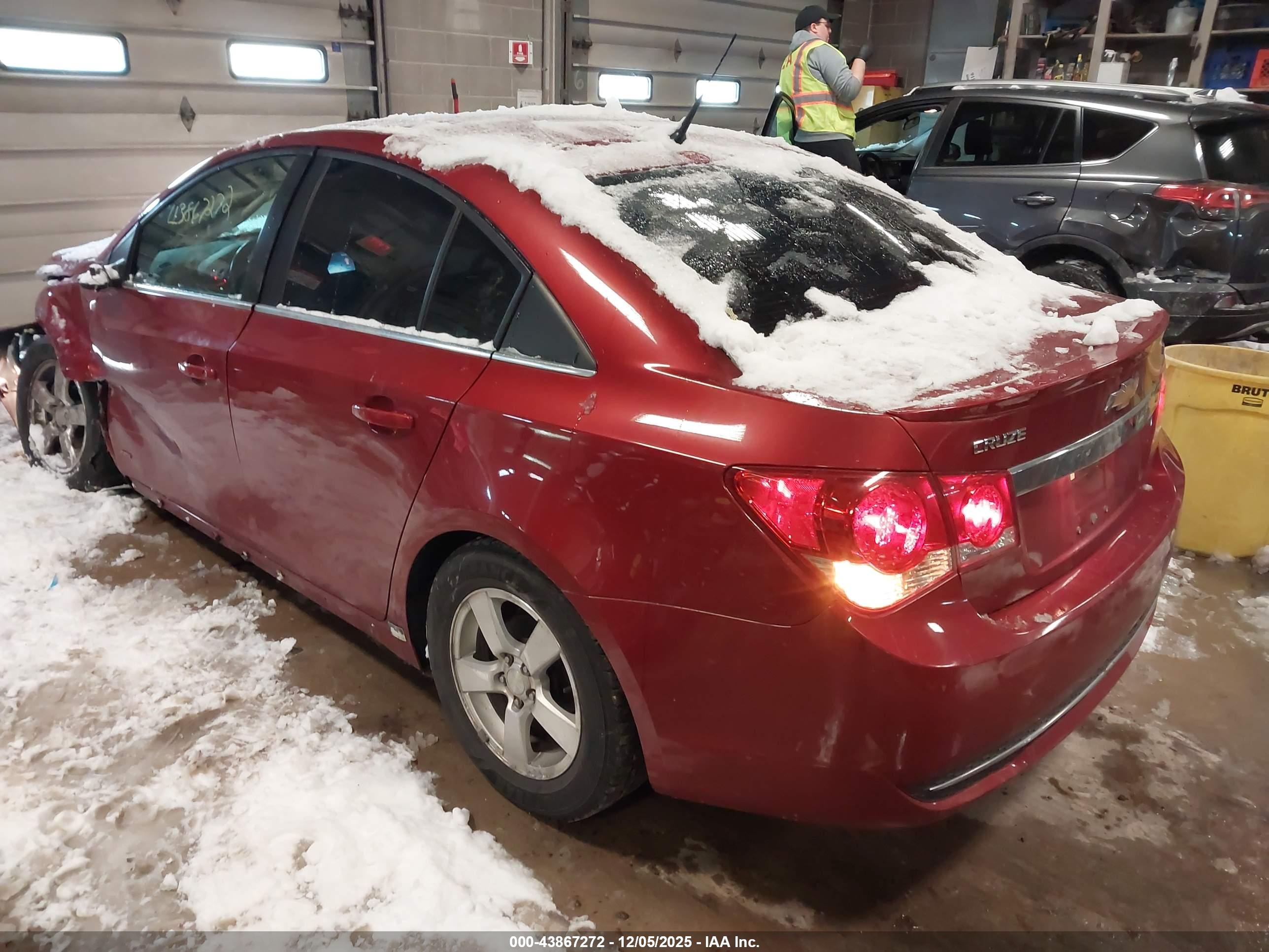 CHEVROLET CRUZE image 3