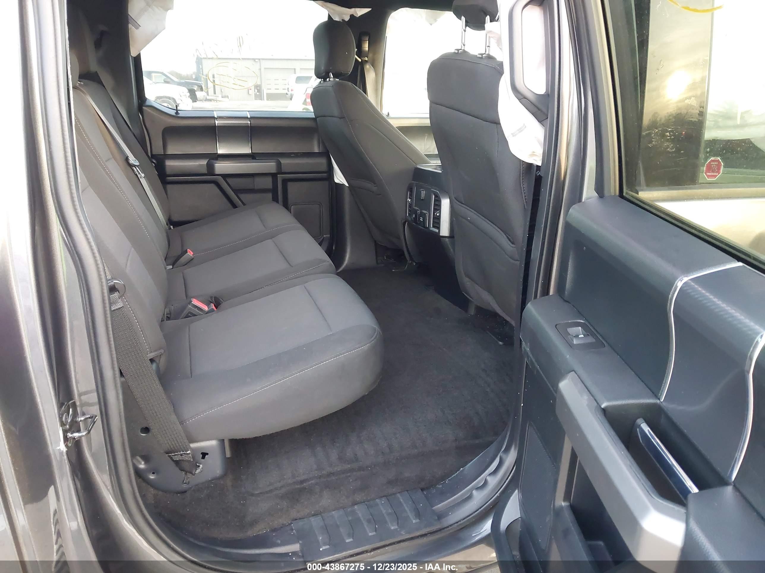 FORD F-150 image 8