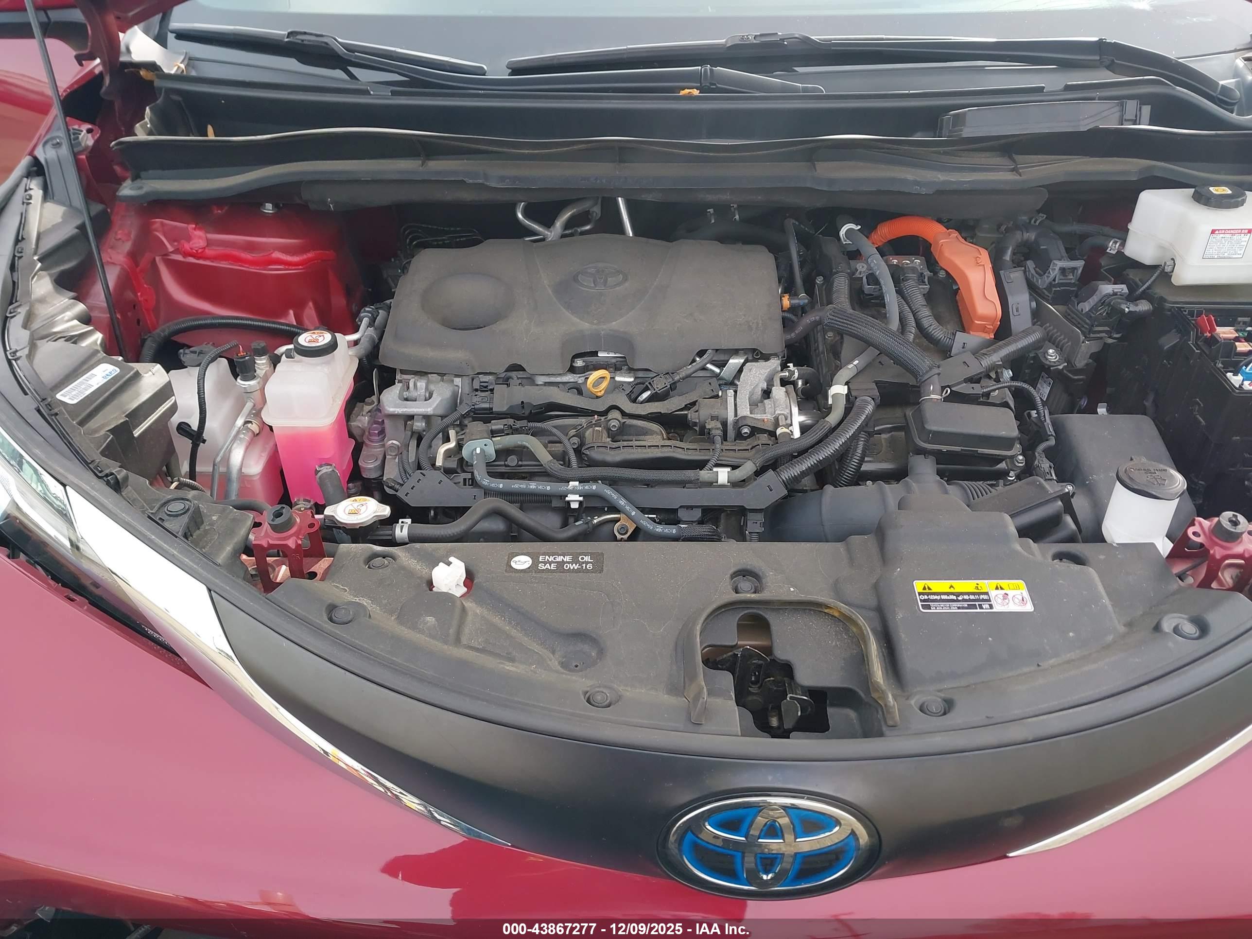 TOYOTA SIENNA image 10