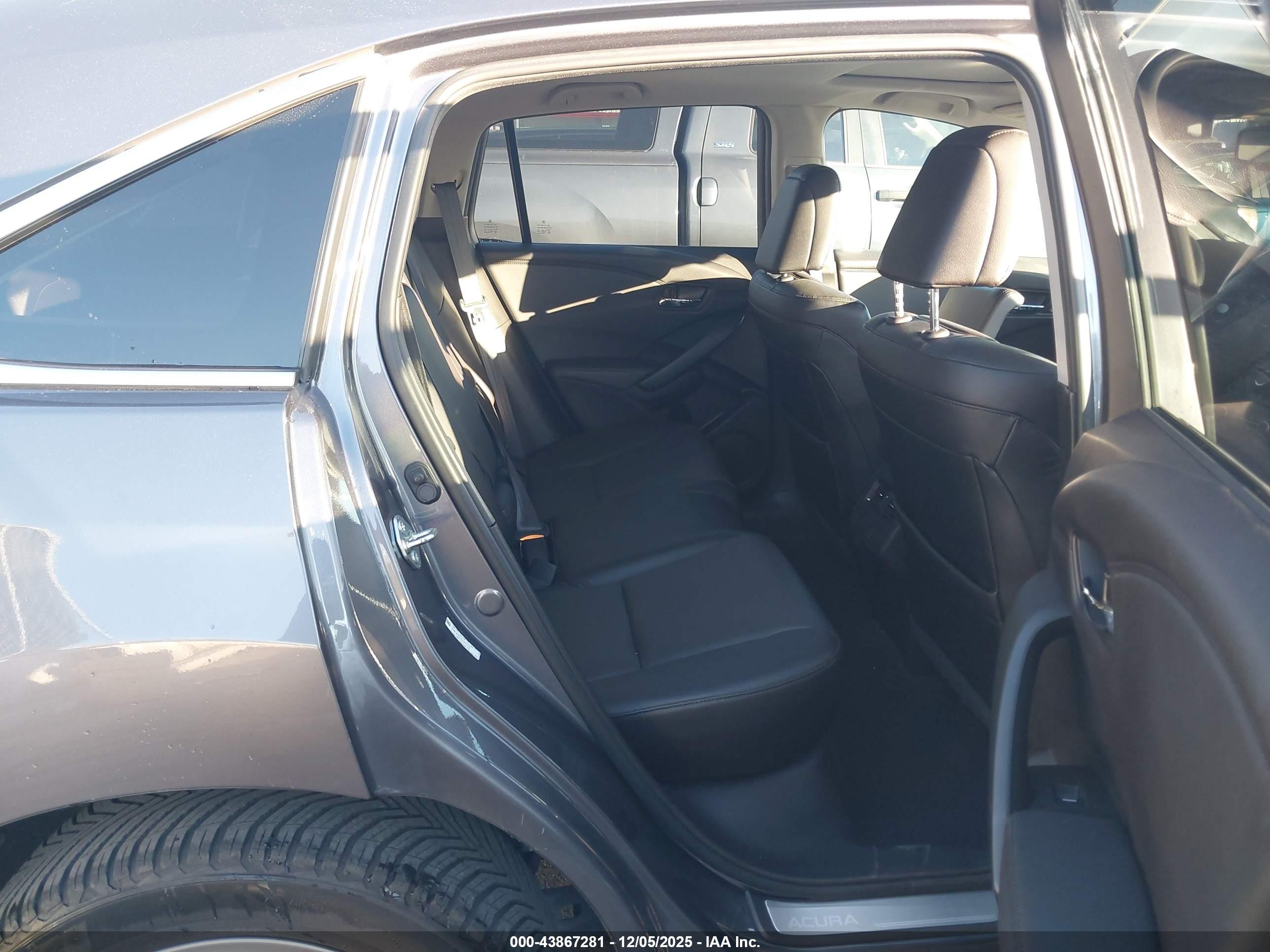ACURA RDX image 8