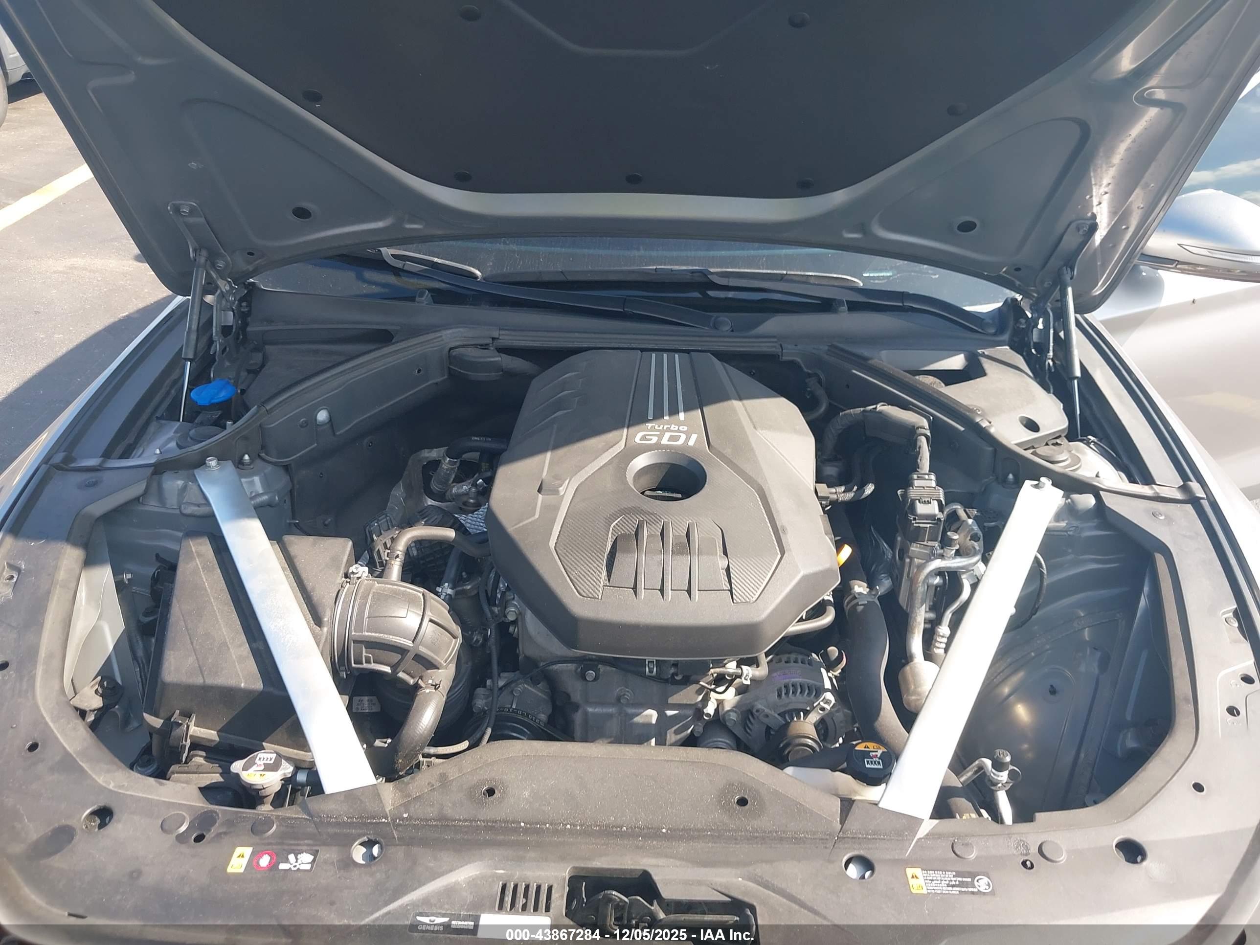 GENESIS G70 image 10