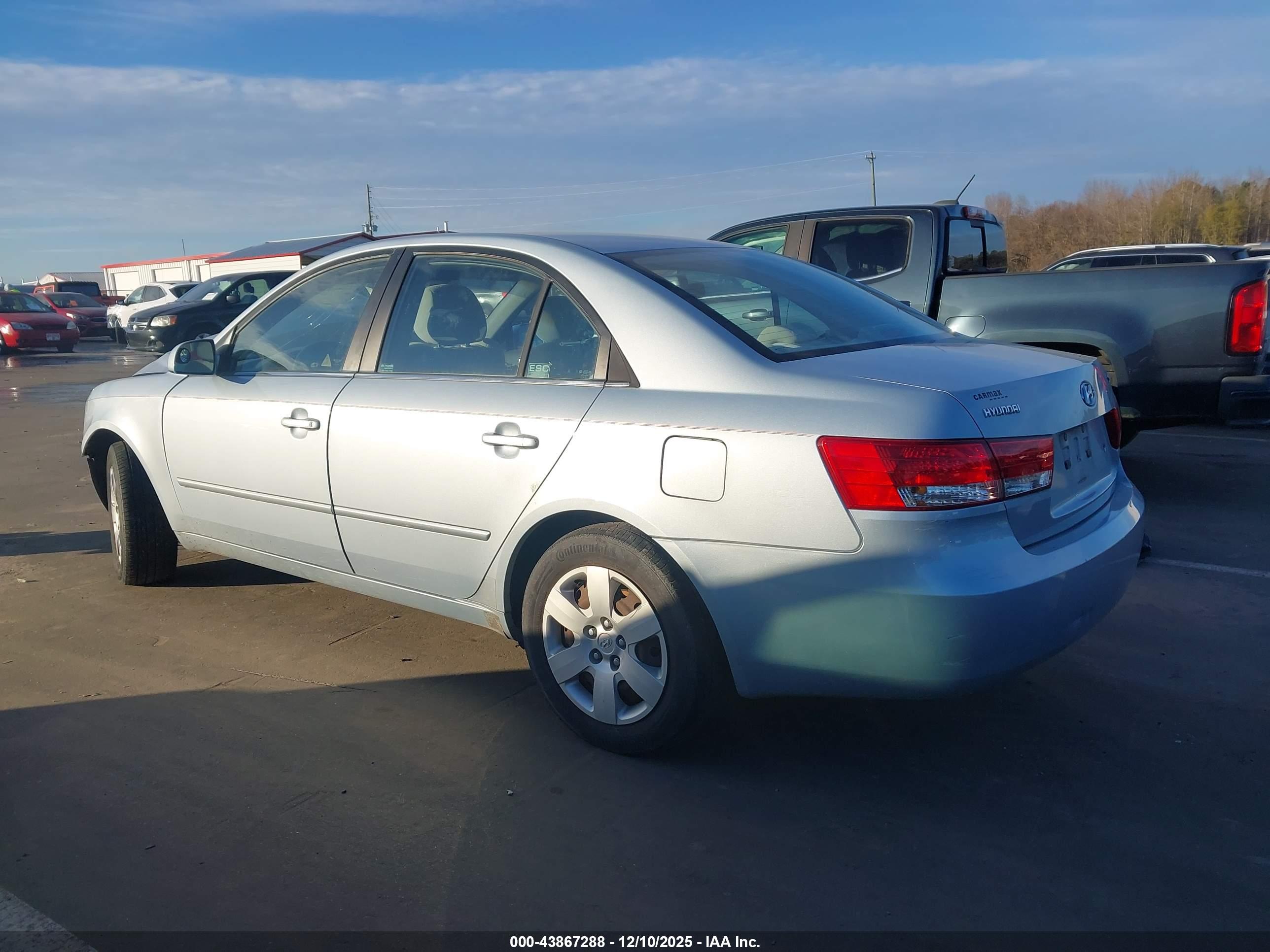 HYUNDAI SONATA image 3