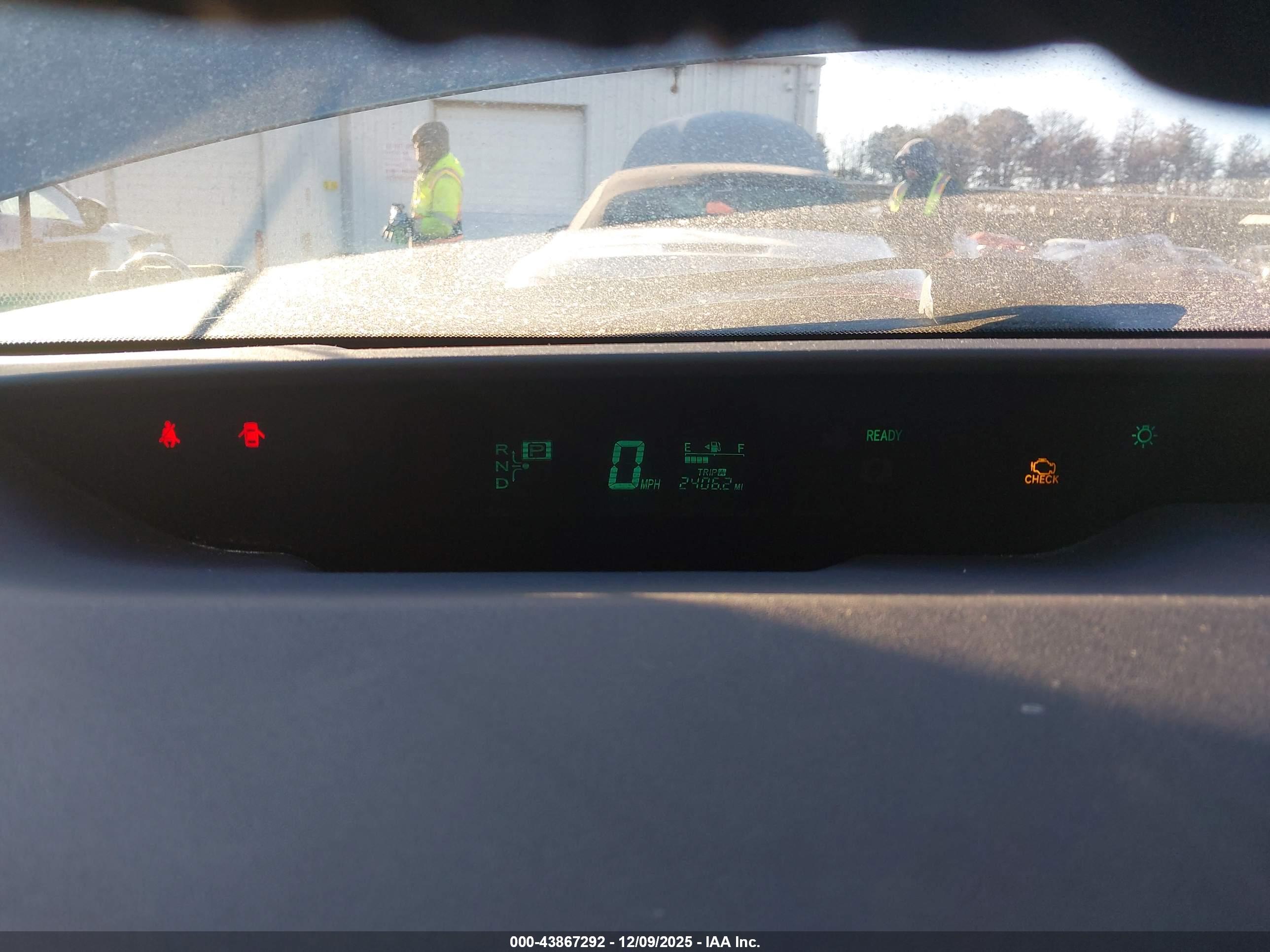 TOYOTA PRIUS image 7