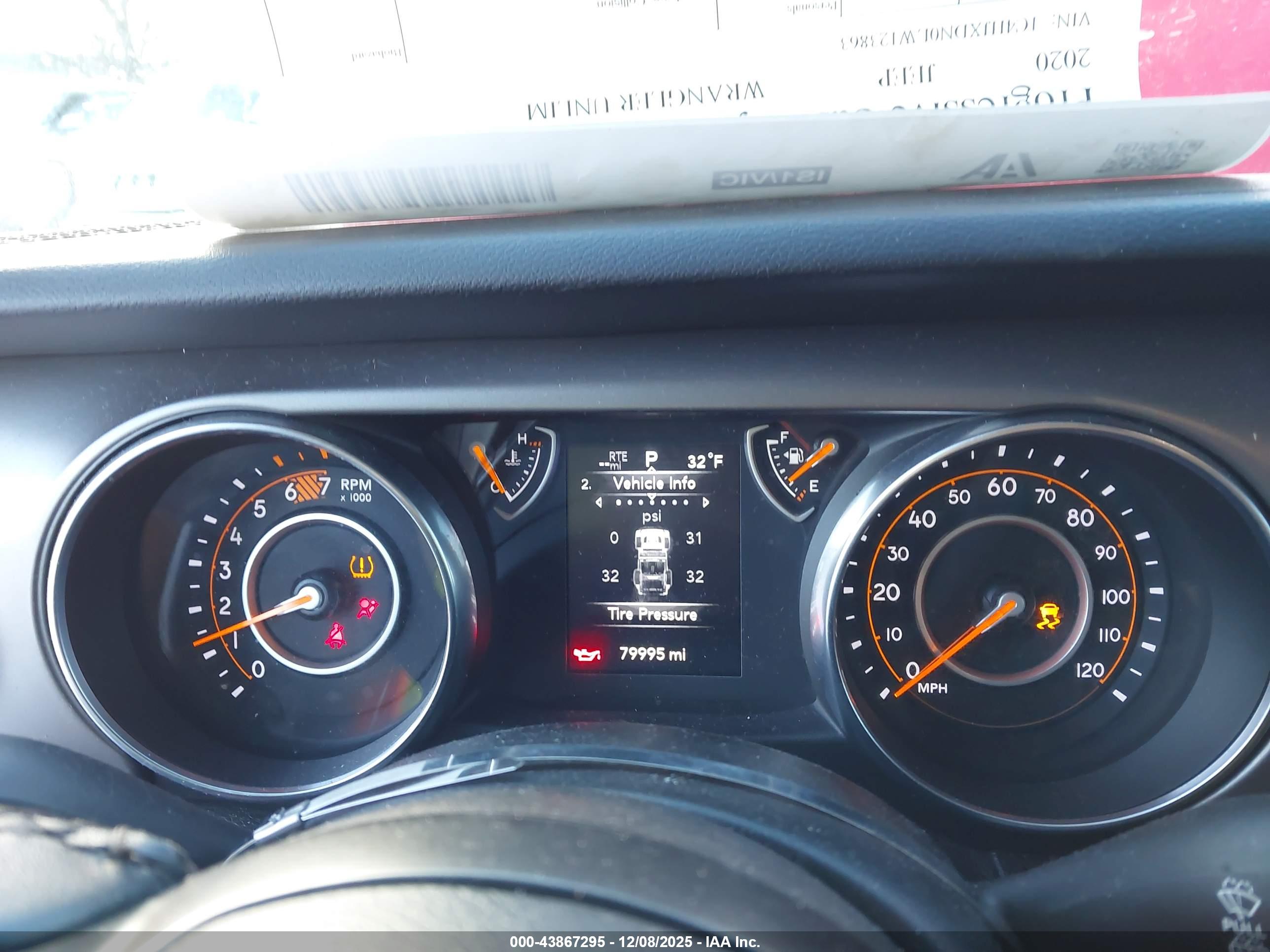 JEEP WRANGLER image 7