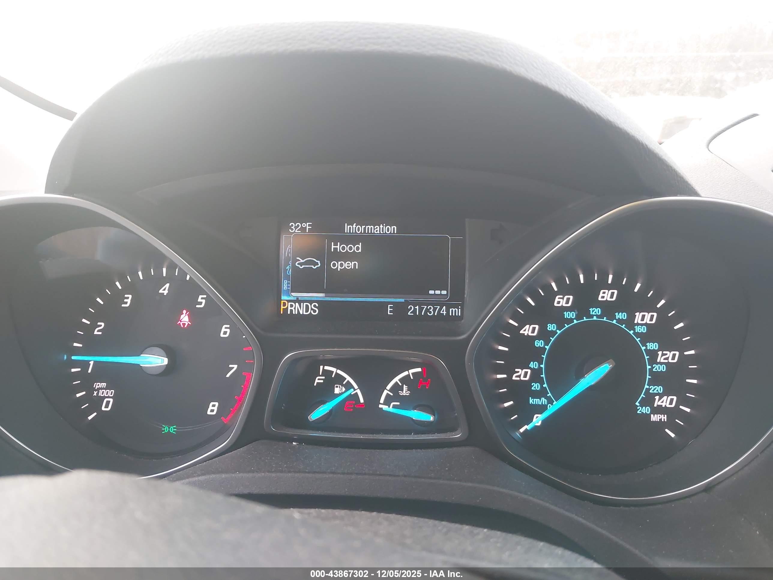 FORD ESCAPE image 7