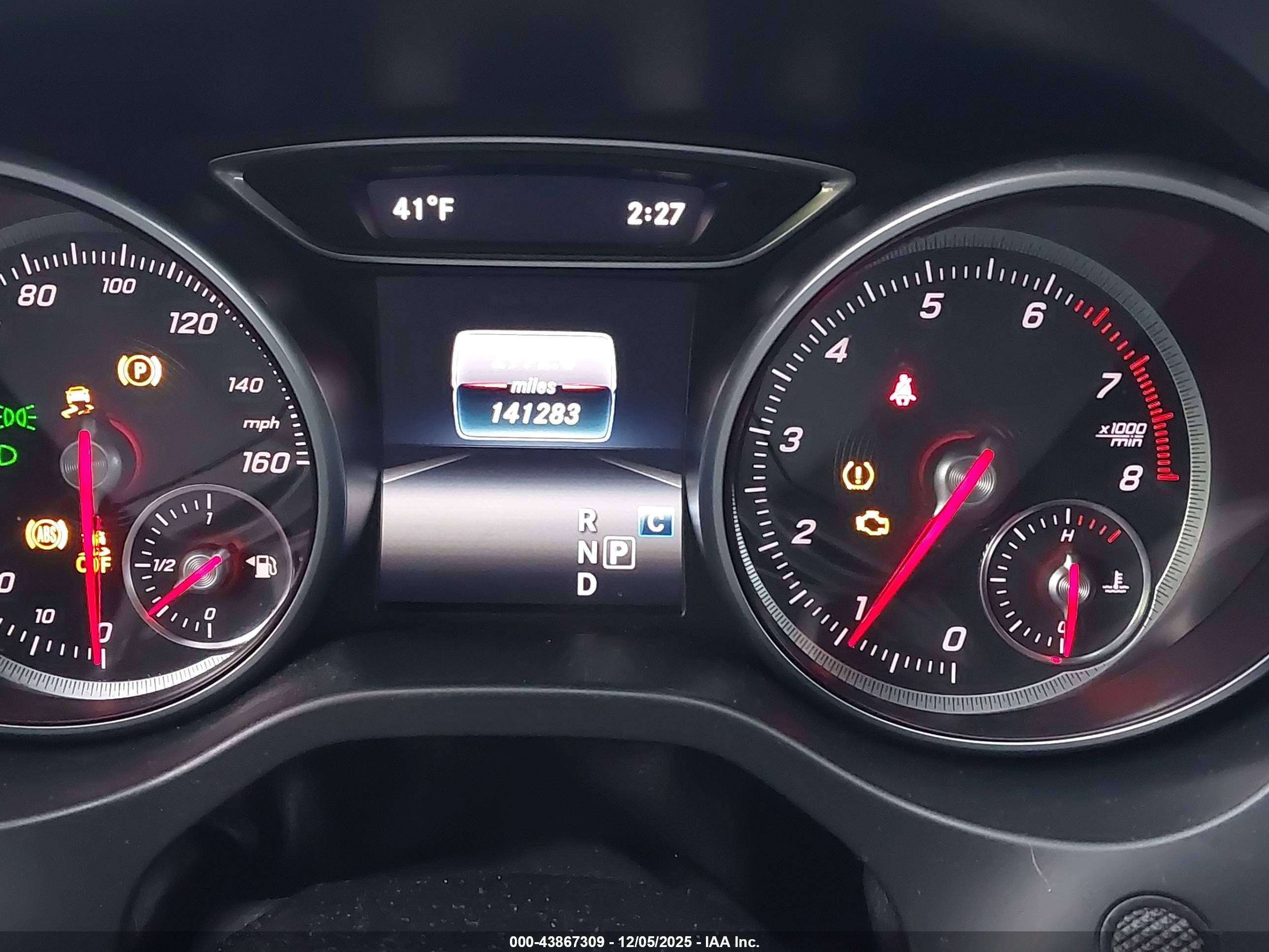 MERCEDES-BENZ GLA image 7
