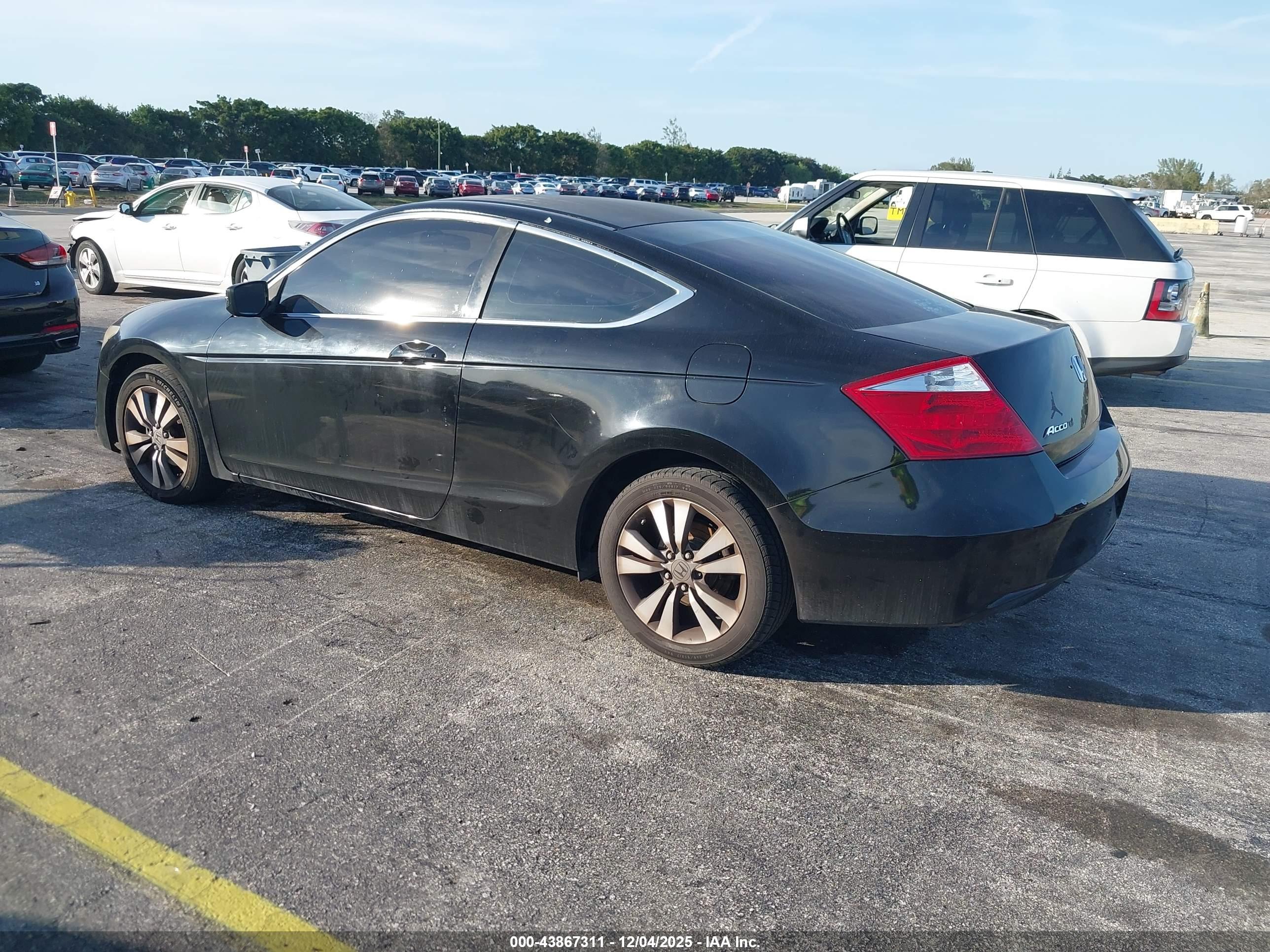 HONDA ACCORD image 3