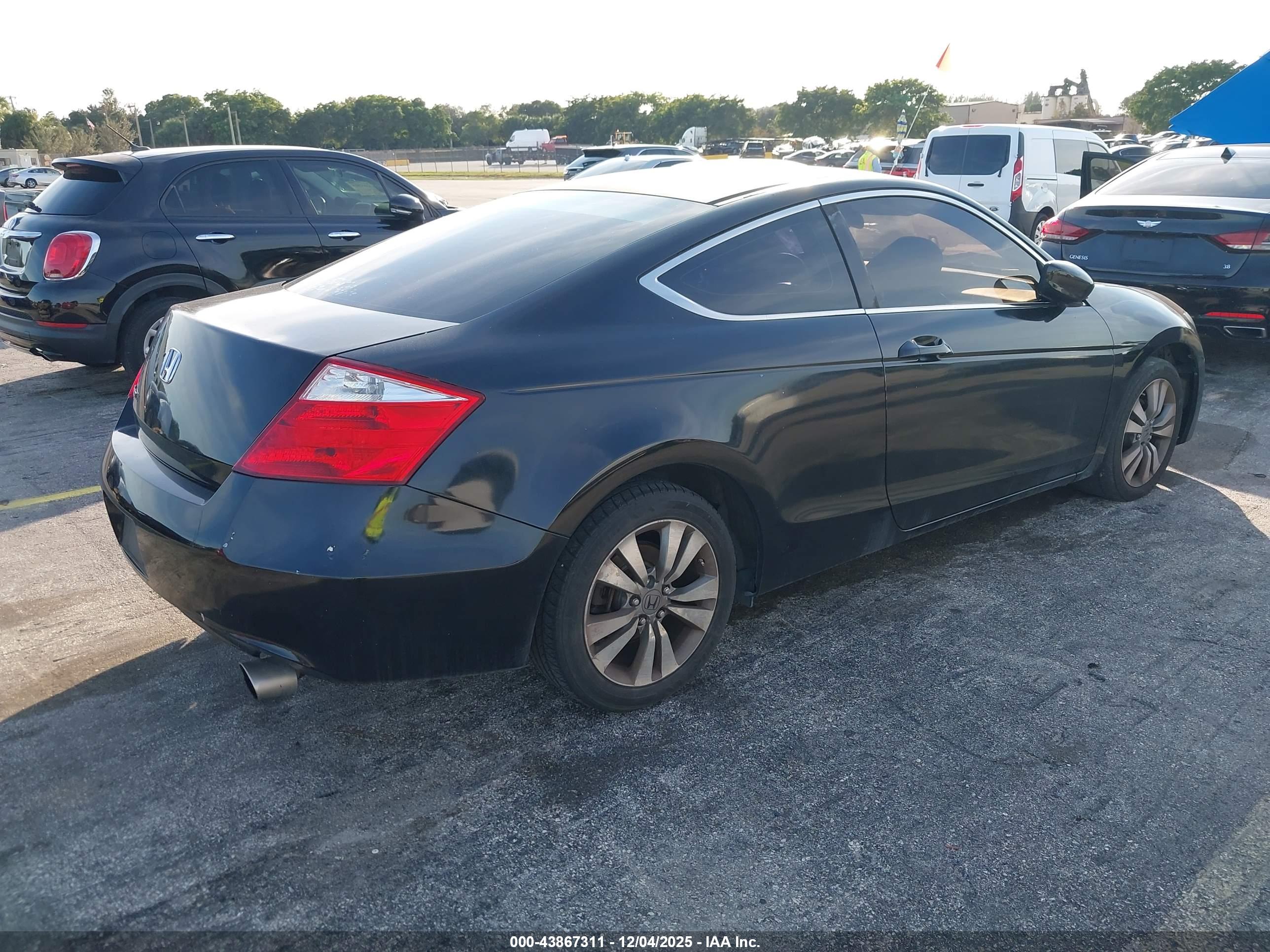 HONDA ACCORD image 4