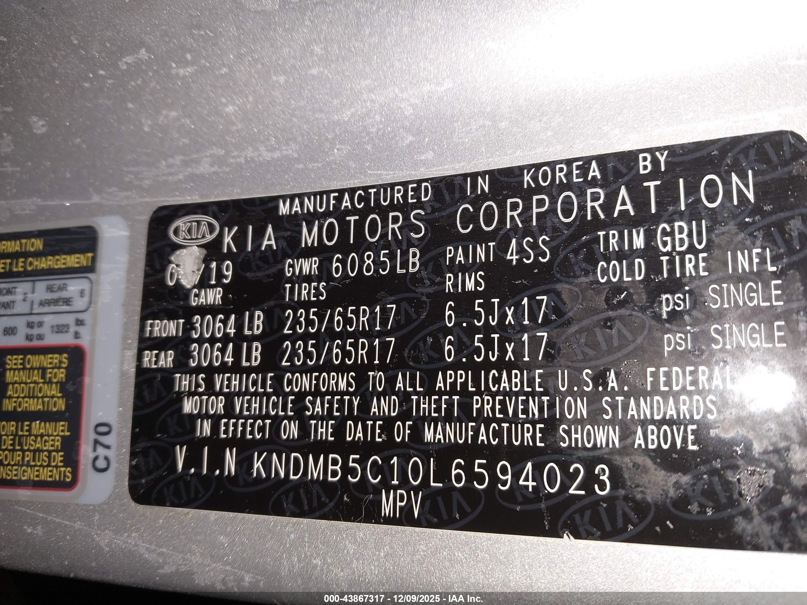 KIA SEDONA image 9