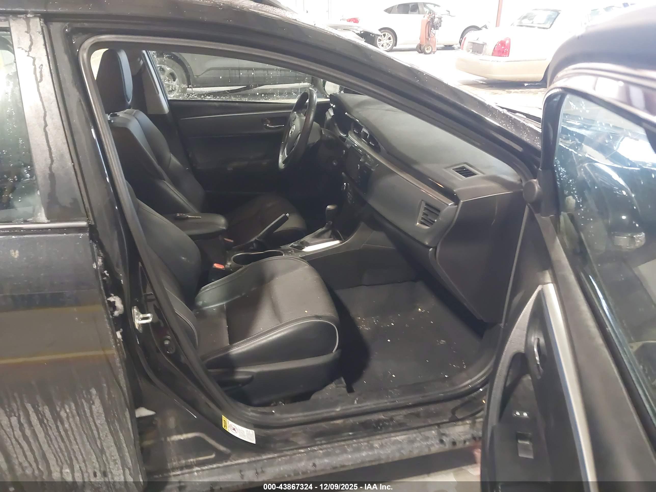 TOYOTA COROLLA image 5