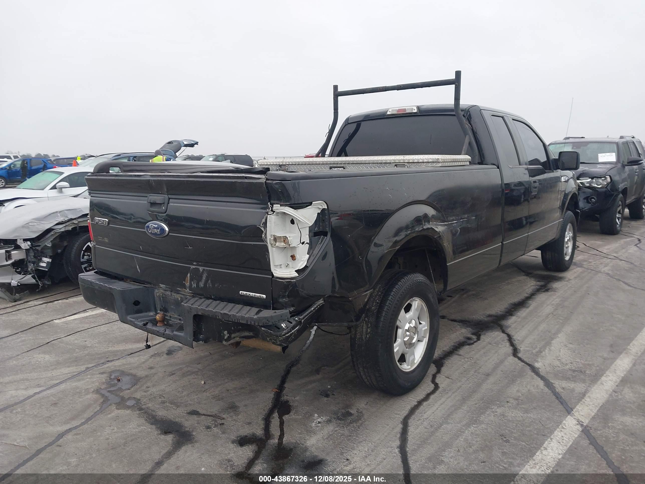 FORD F-150 image 4