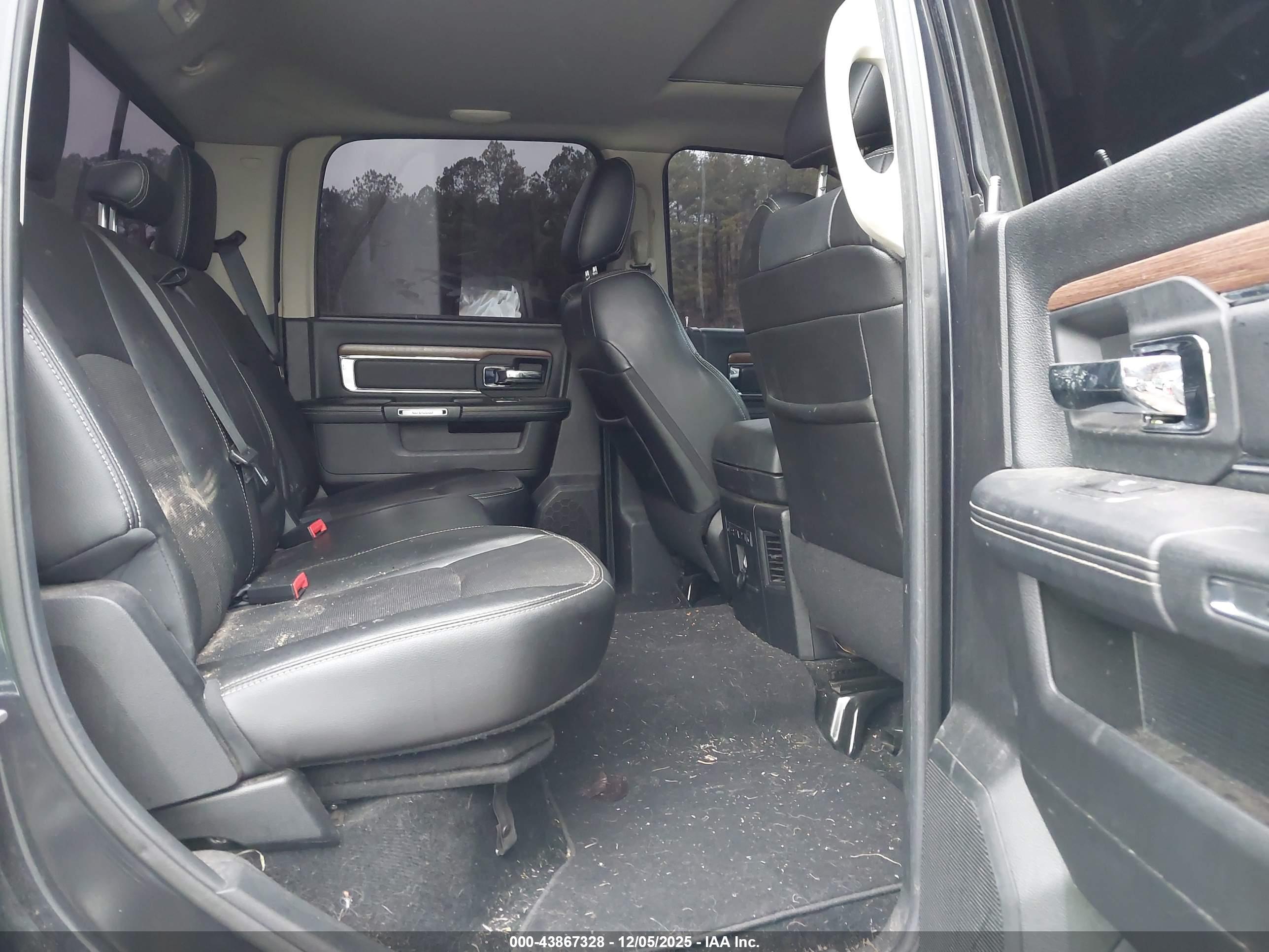 RAM 1500 image 8