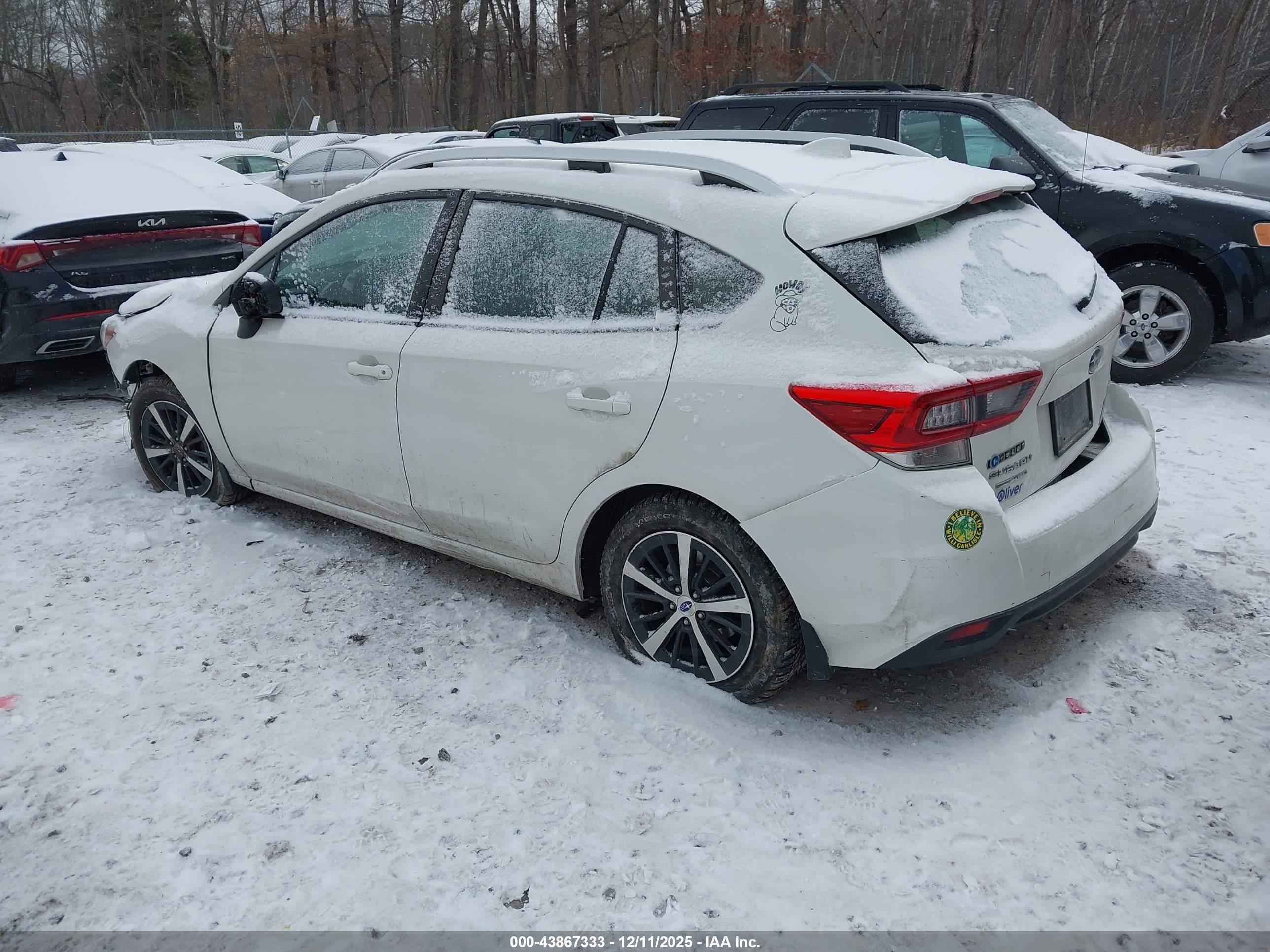 SUBARU IMPREZA image 3