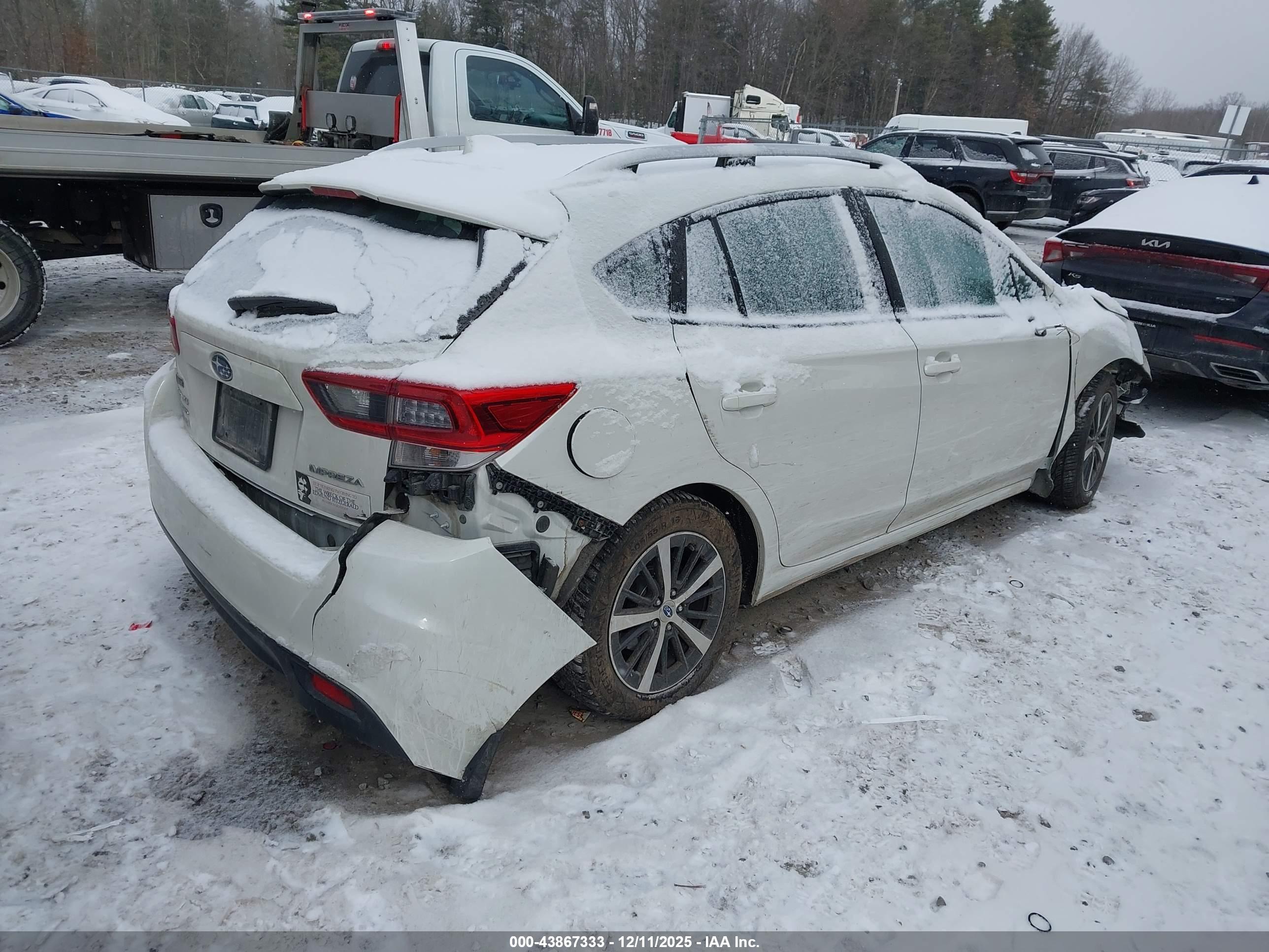 SUBARU IMPREZA image 4