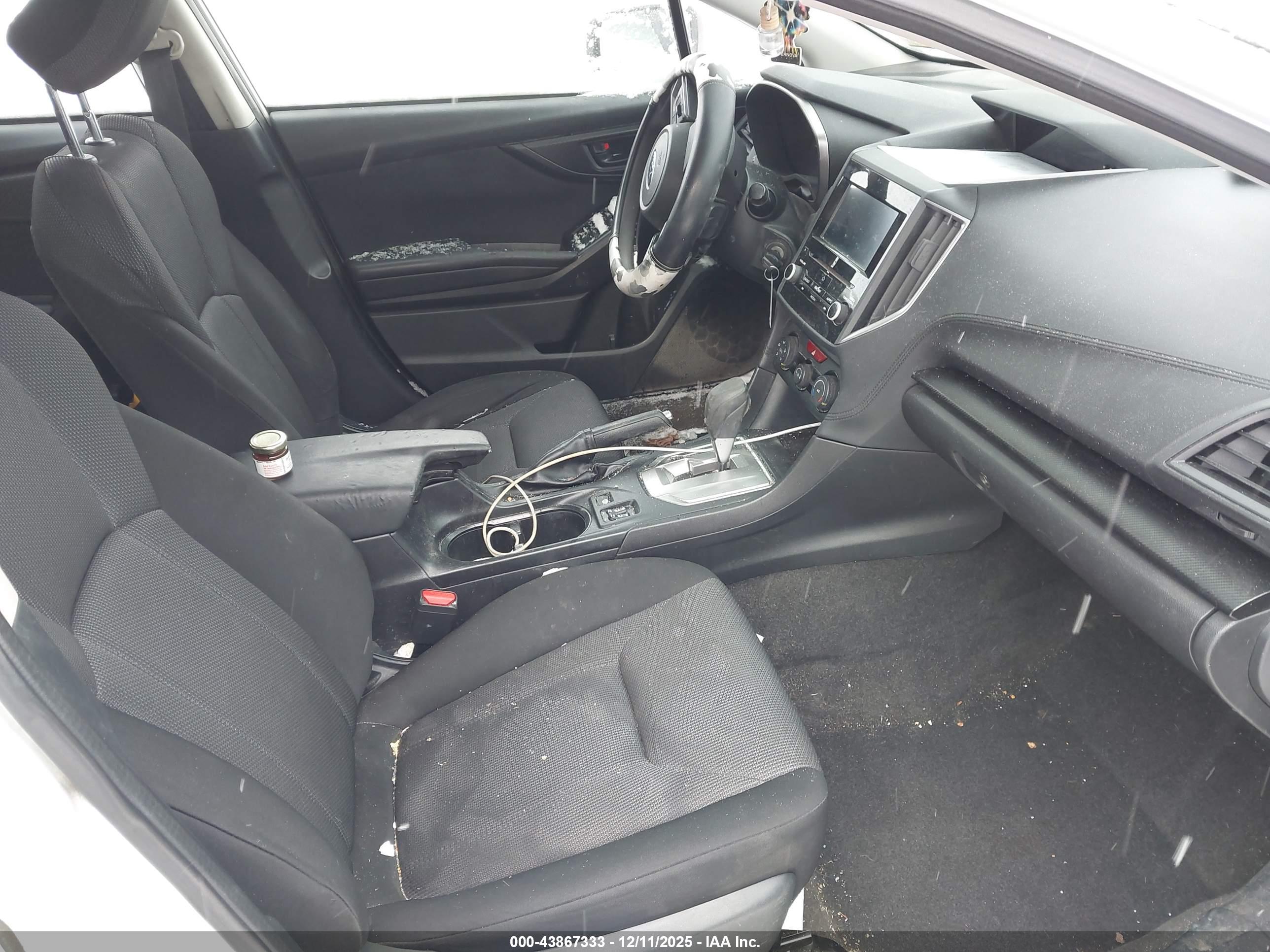 SUBARU IMPREZA image 5