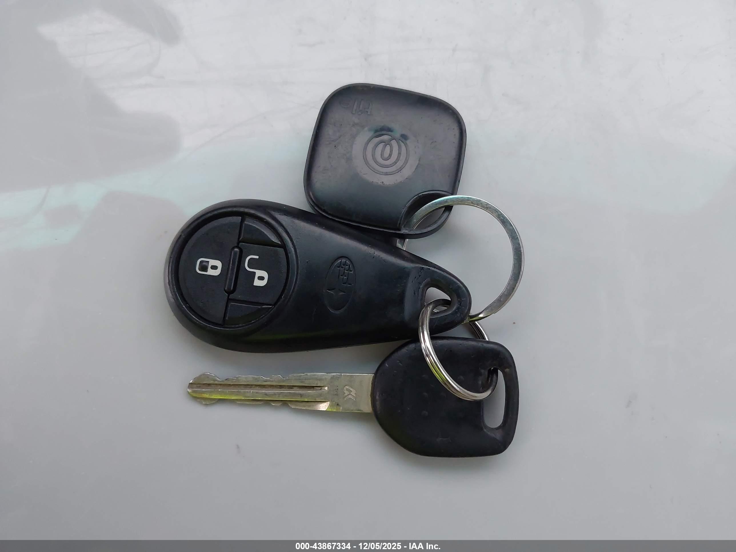 SUBARU FORESTER image 11