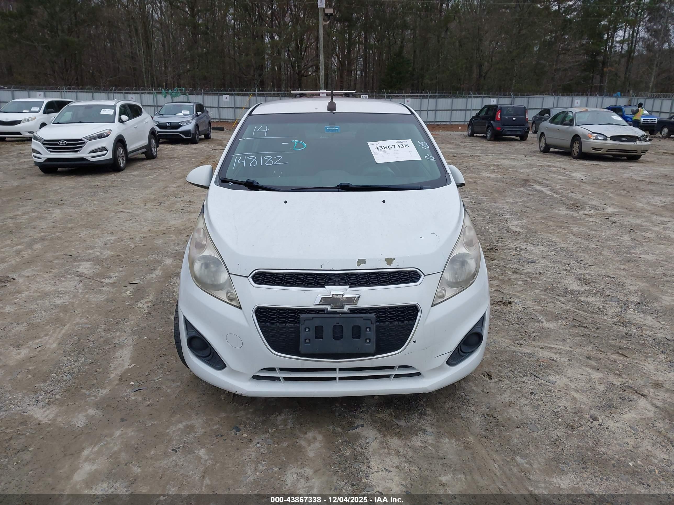 CHEVROLET SPARK image 6