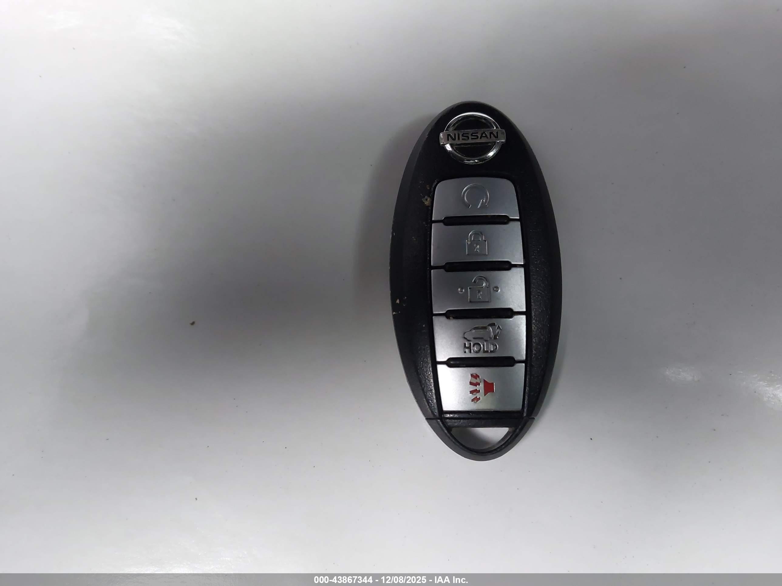 NISSAN MURANO image 11