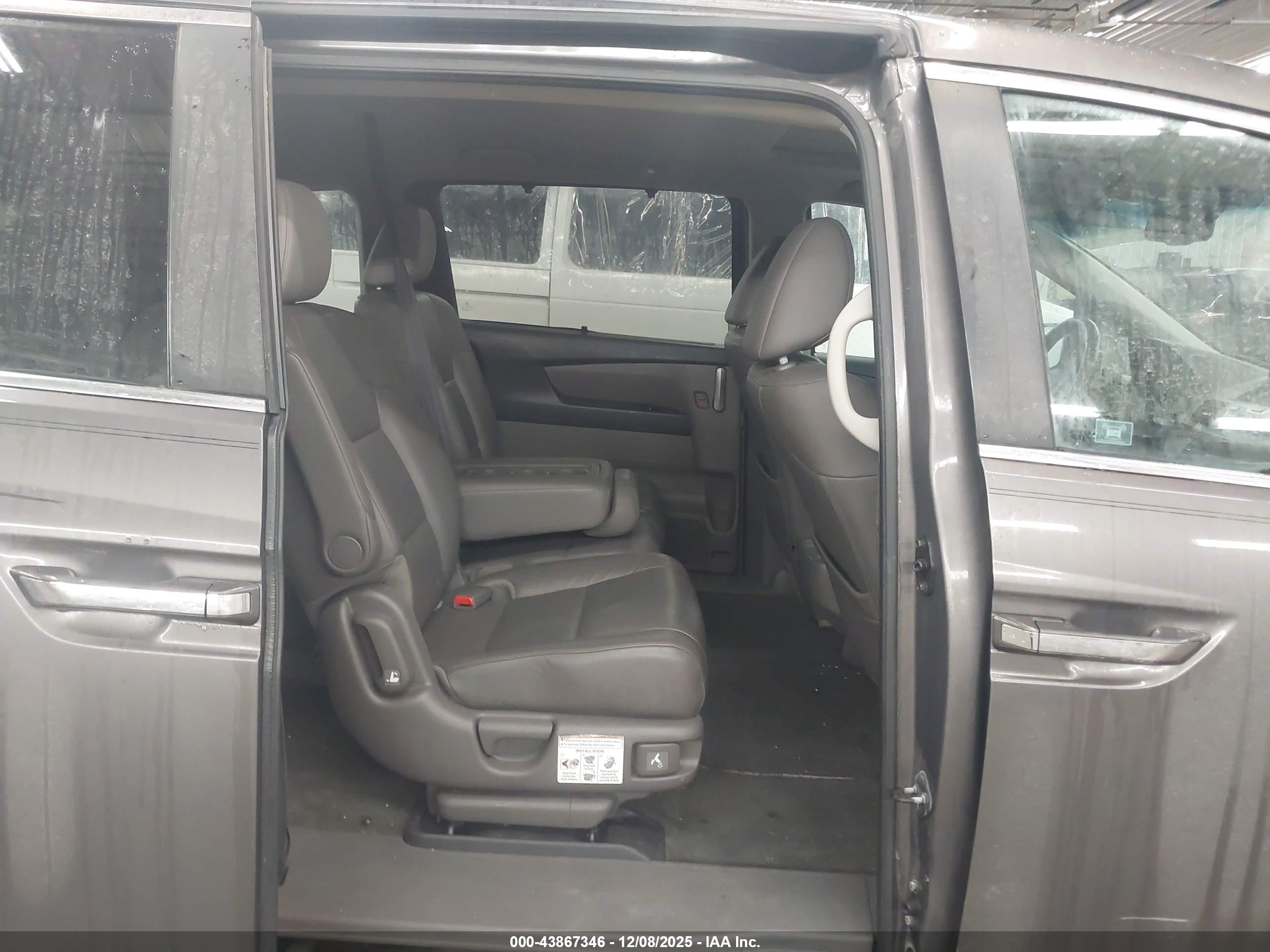 HONDA ODYSSEY image 8