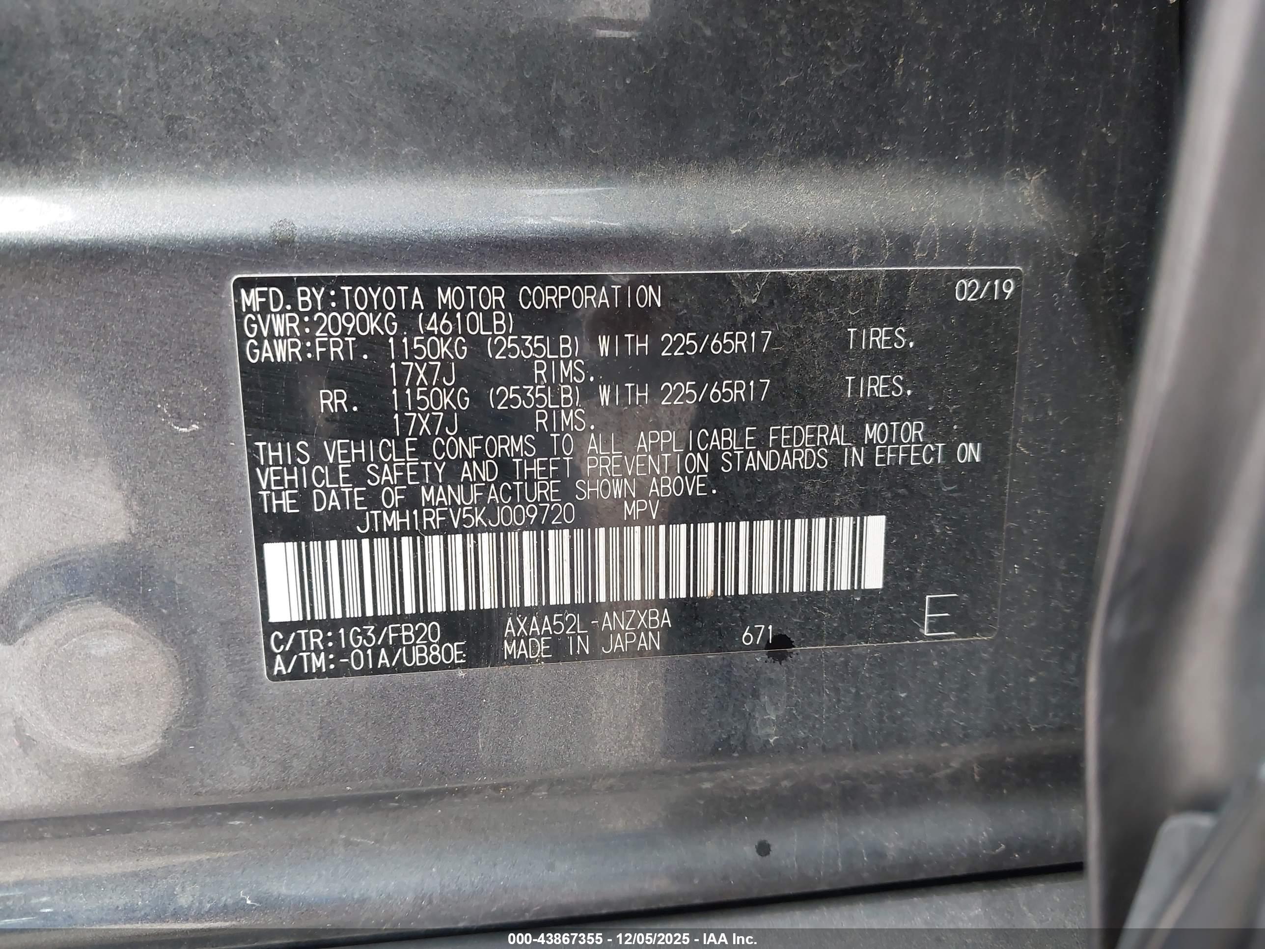 TOYOTA RAV4 image 9