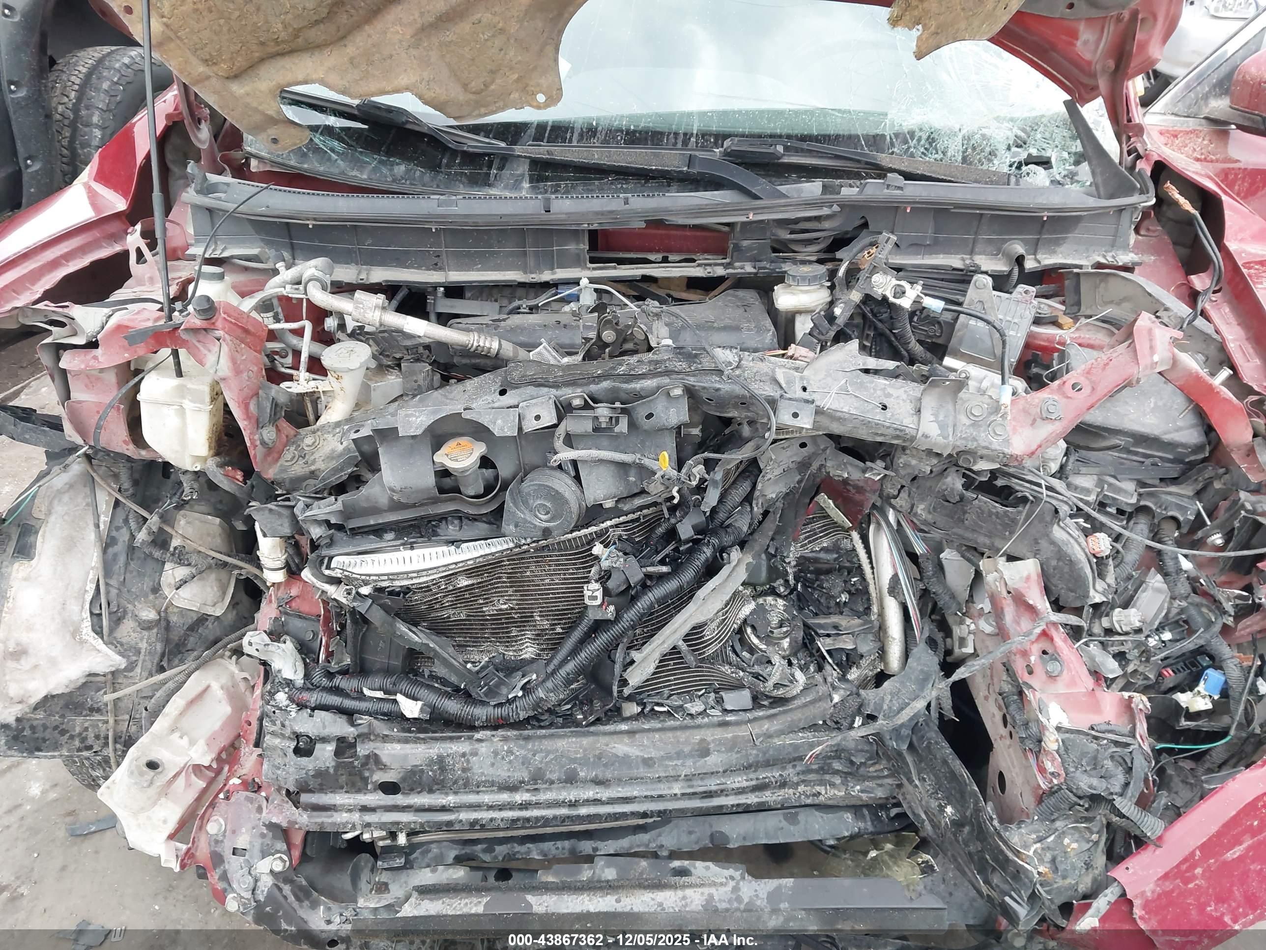 NISSAN ROGUE image 10