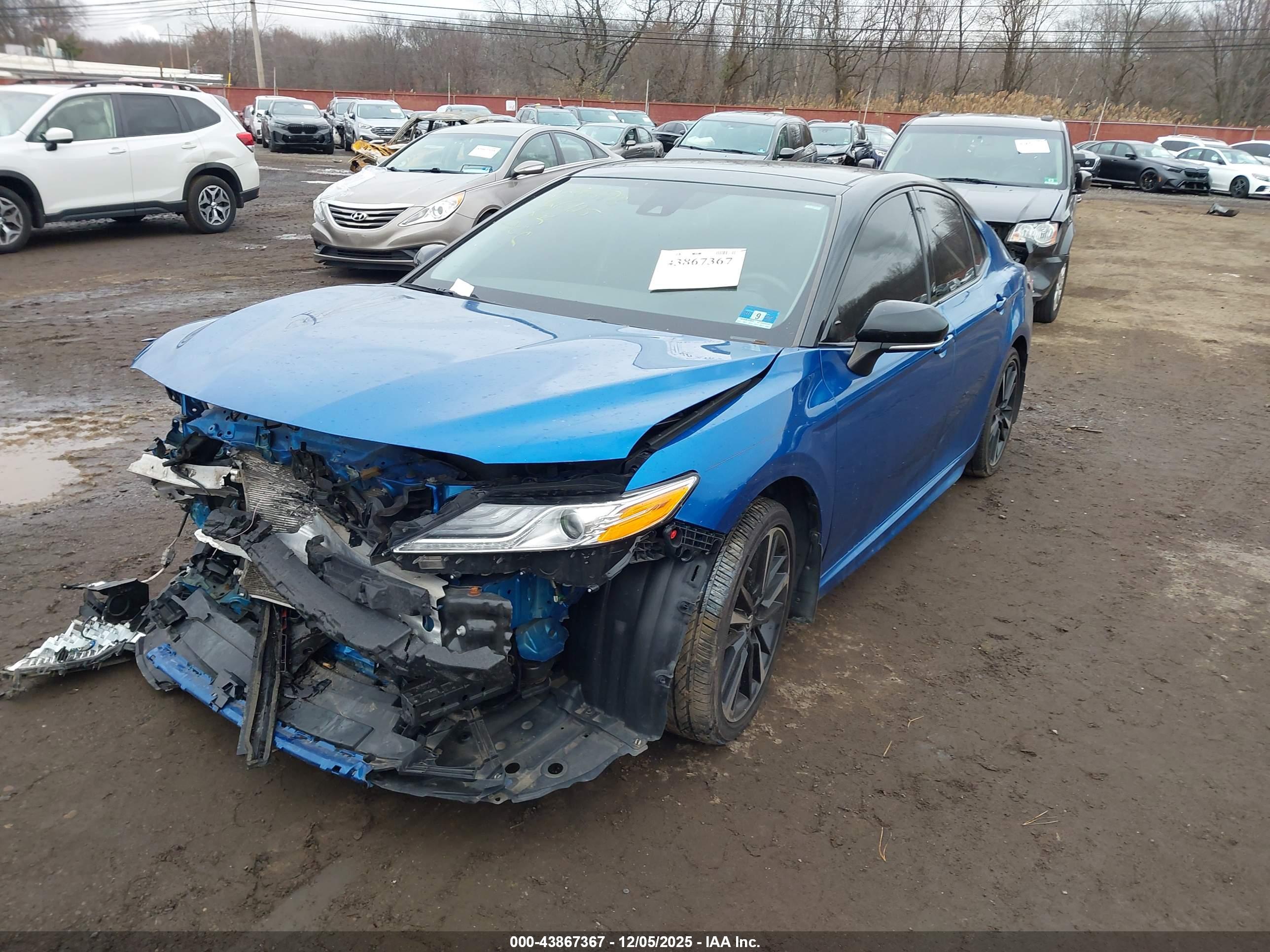 TOYOTA CAMRY image 6