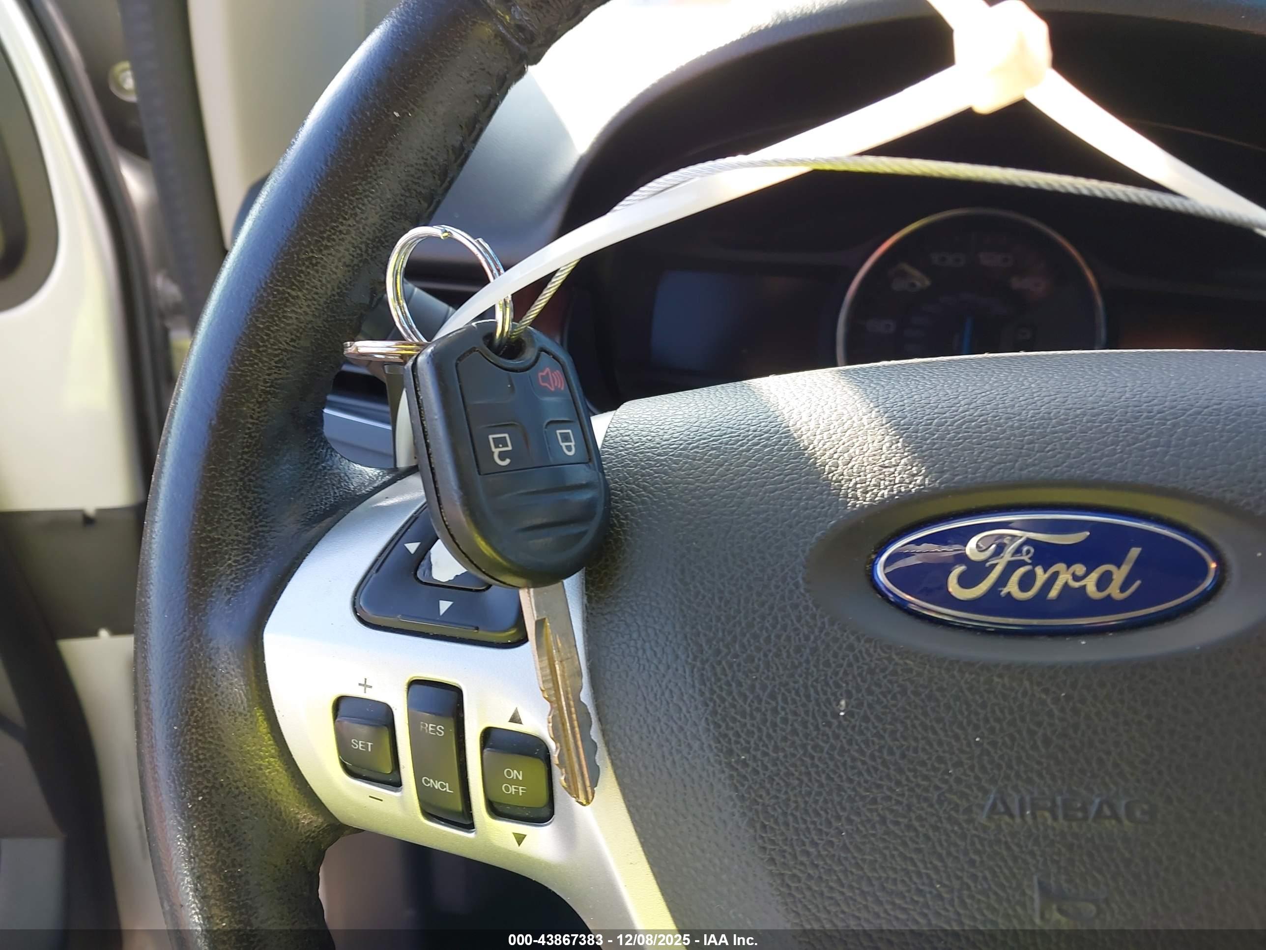 FORD EDGE image 11