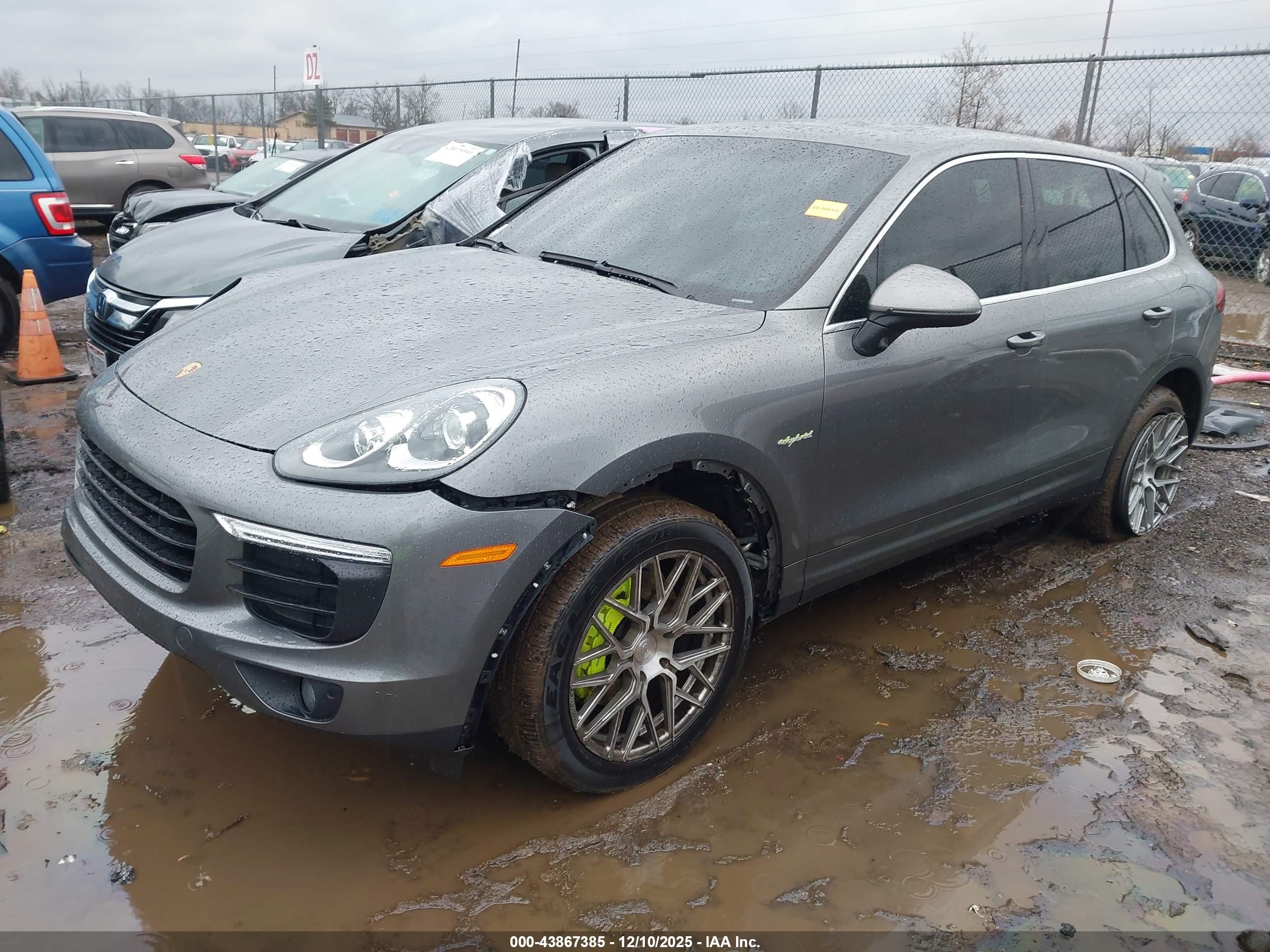 PORSCHE CAYENNE image 2