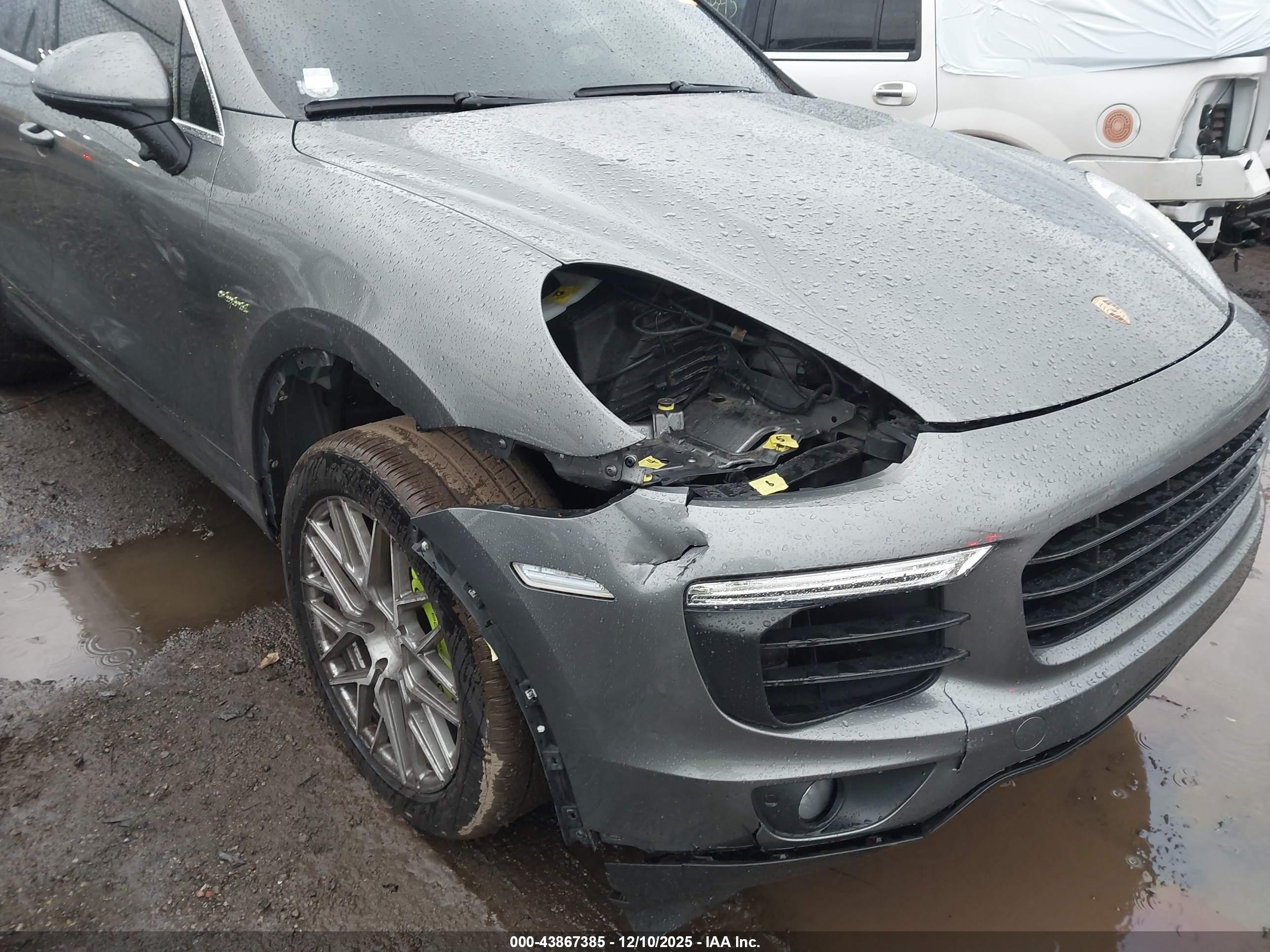 PORSCHE CAYENNE image 6