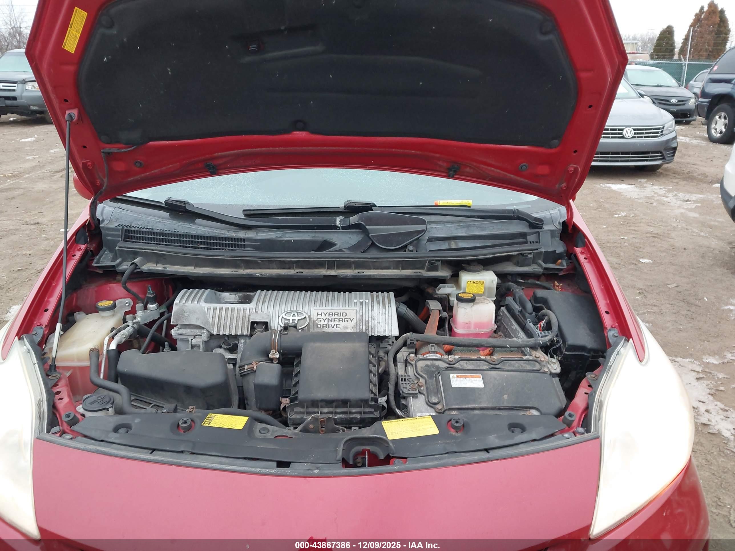 TOYOTA PRIUS image 10