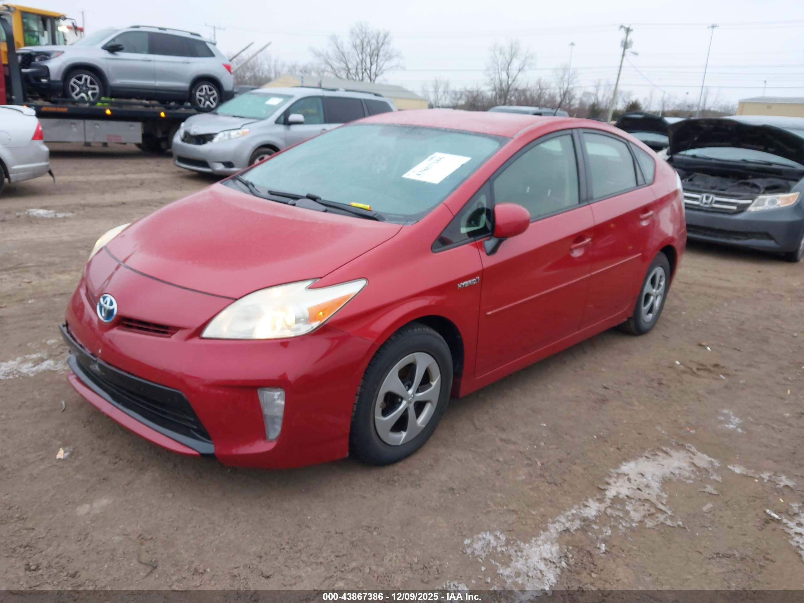 TOYOTA PRIUS image 2