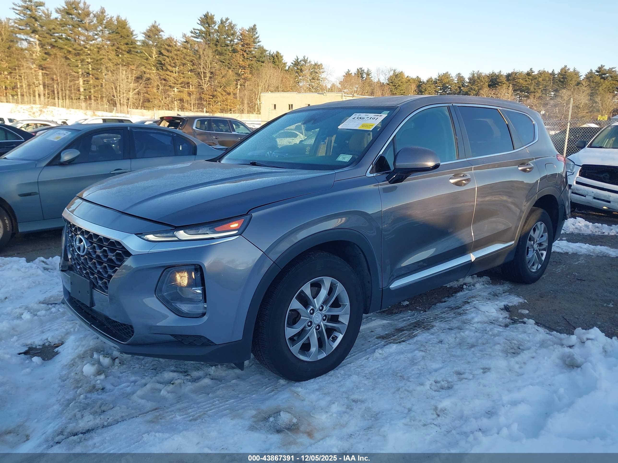 HYUNDAI SANTA image 2