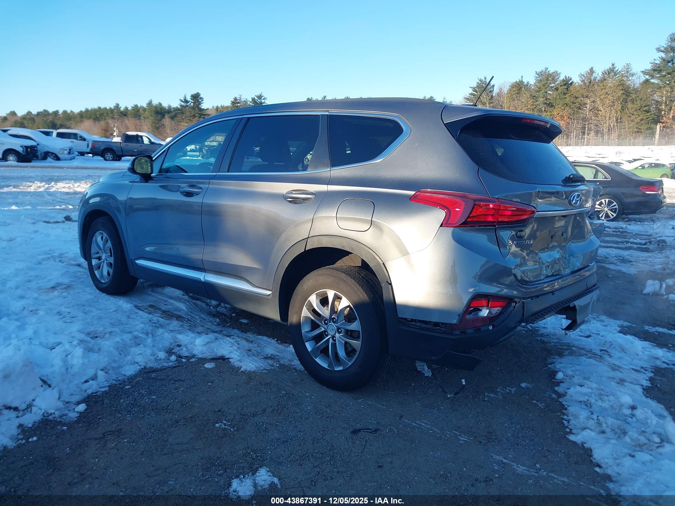 HYUNDAI SANTA image 3