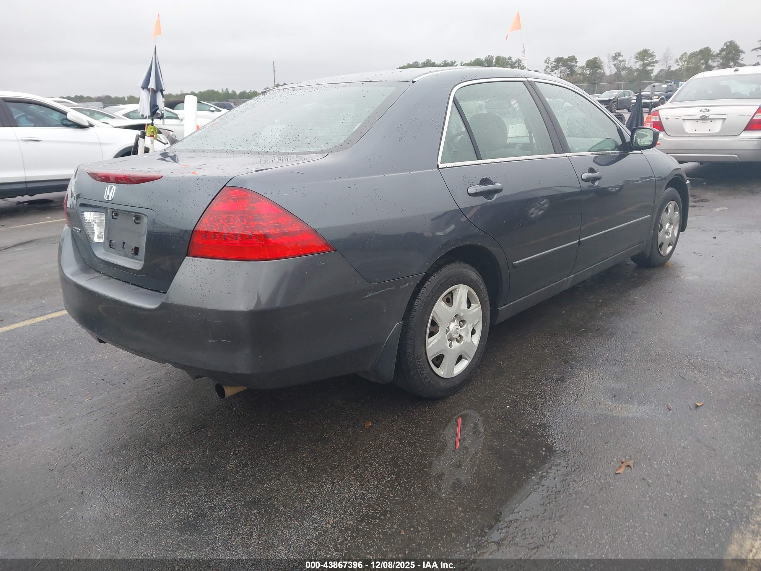 HONDA ACCORD image 4