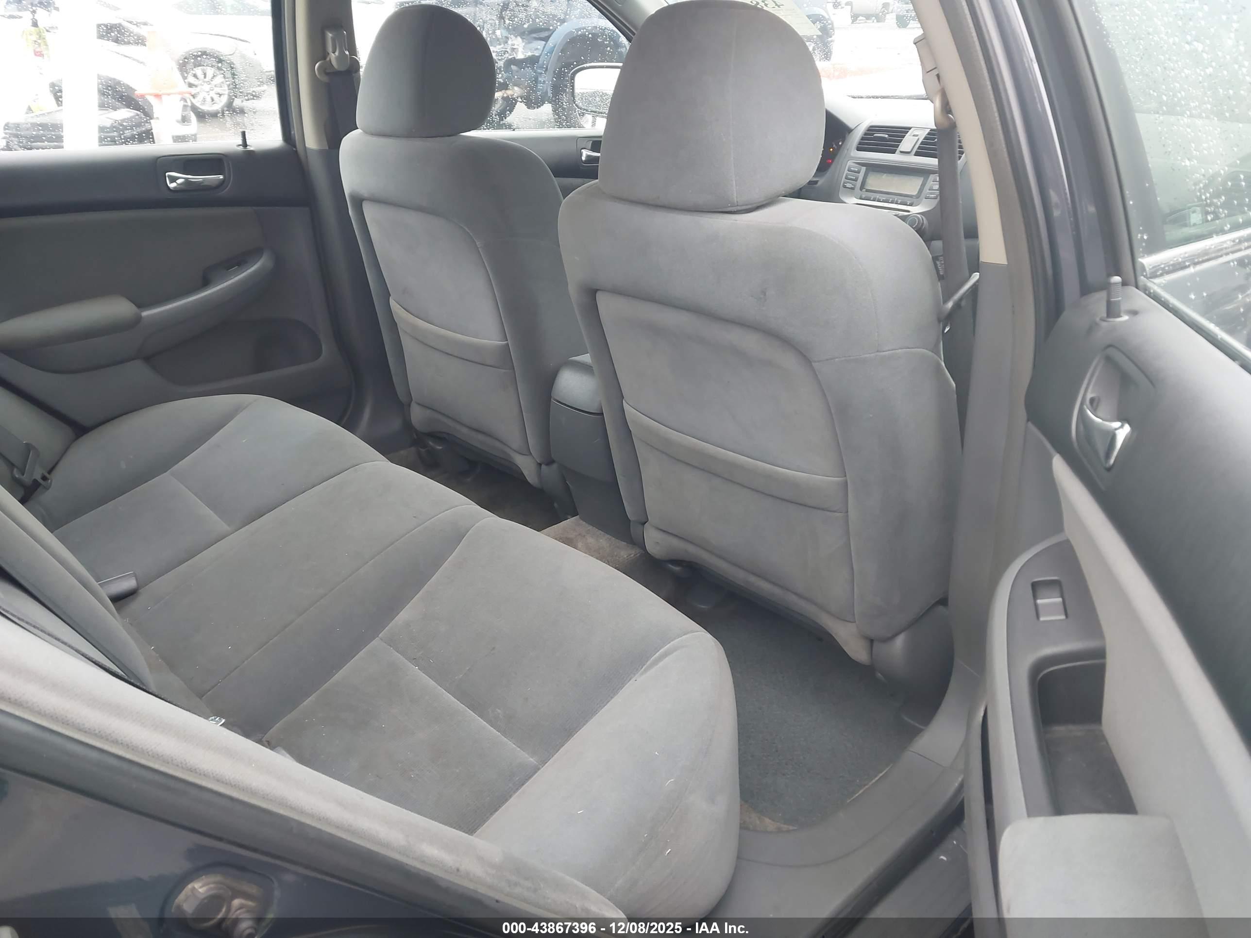HONDA ACCORD image 8