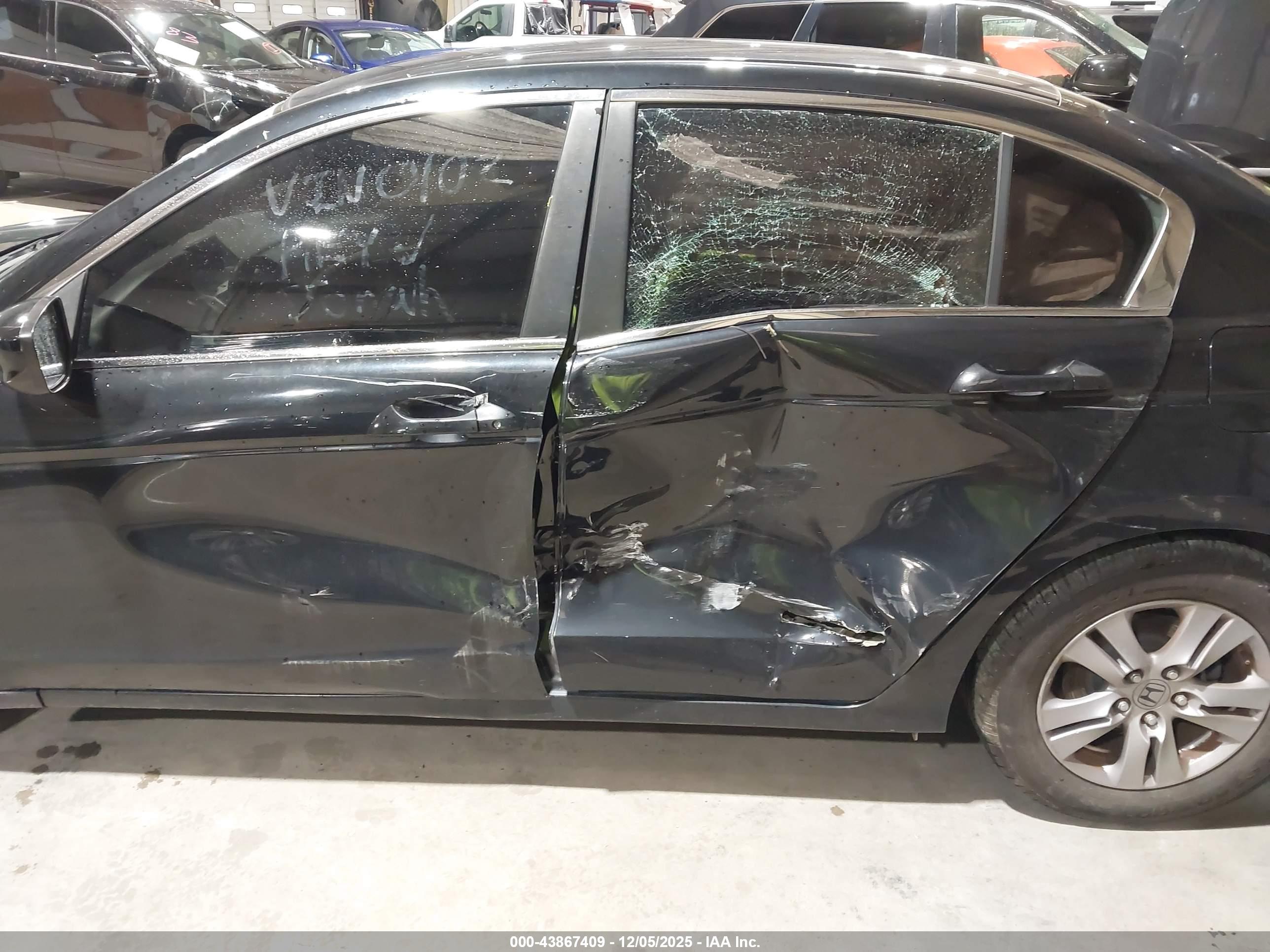 HONDA ACCORD image 6