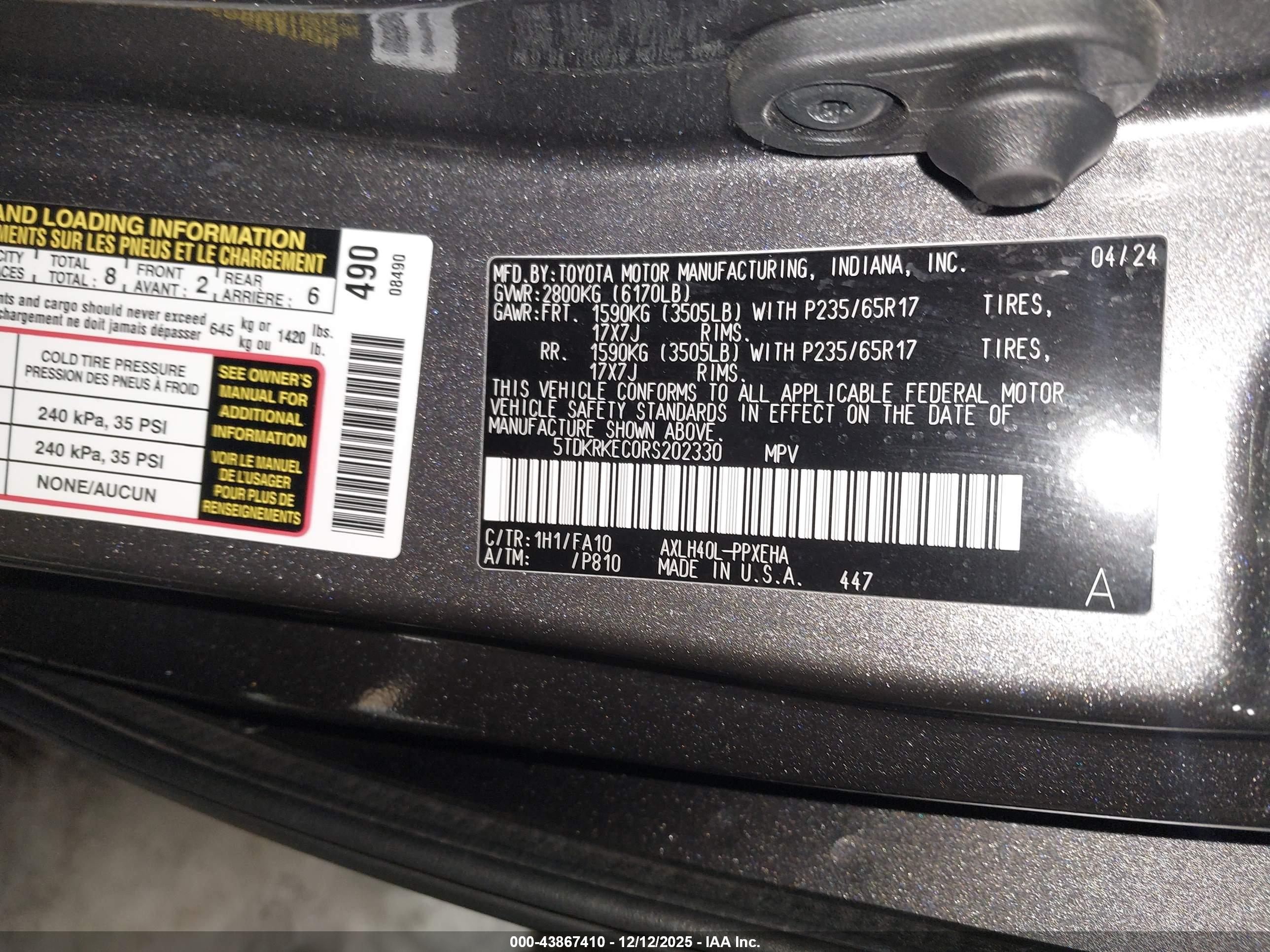 TOYOTA SIENNA image 9