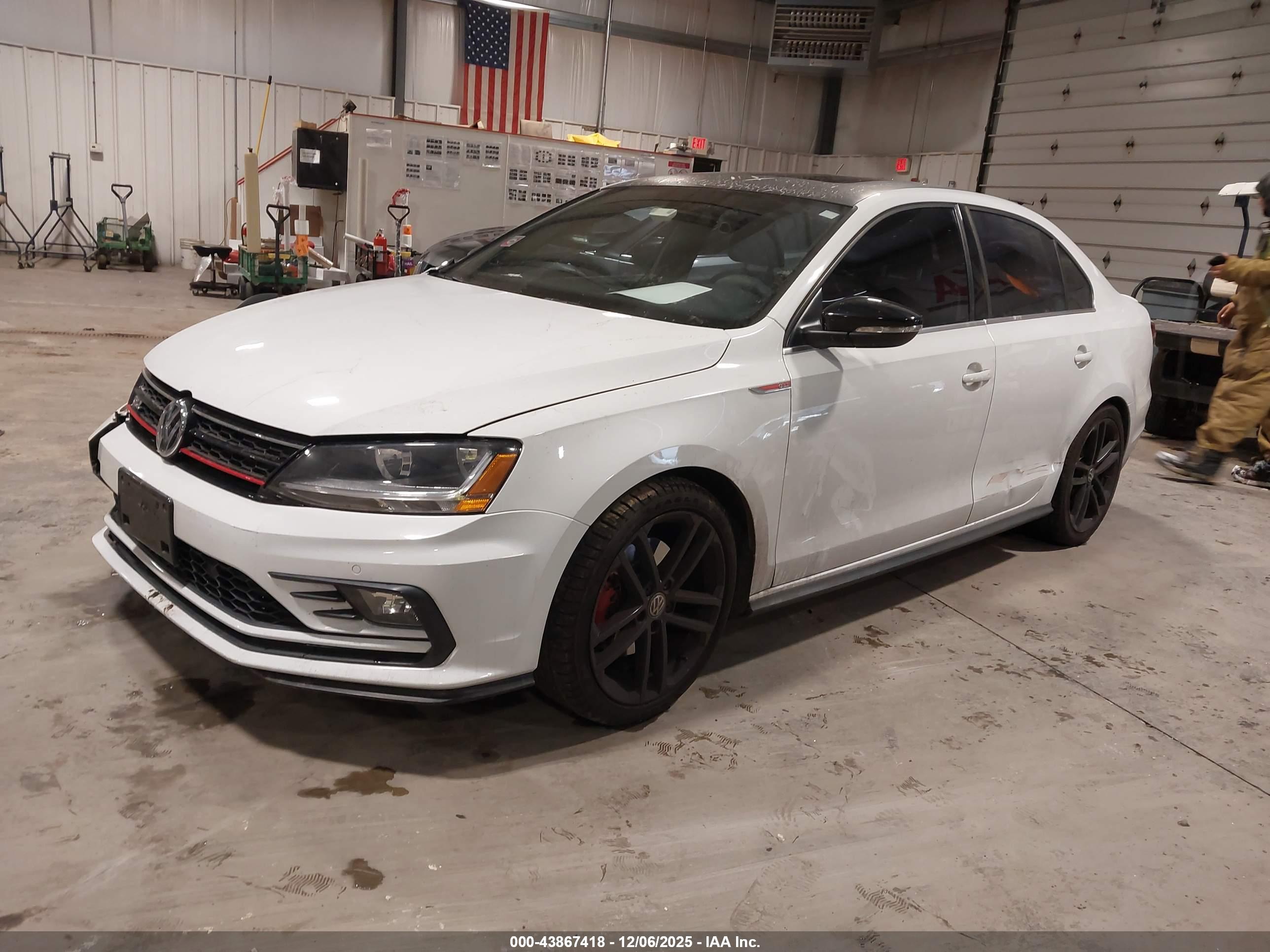 VOLKSWAGEN JETTA image 2