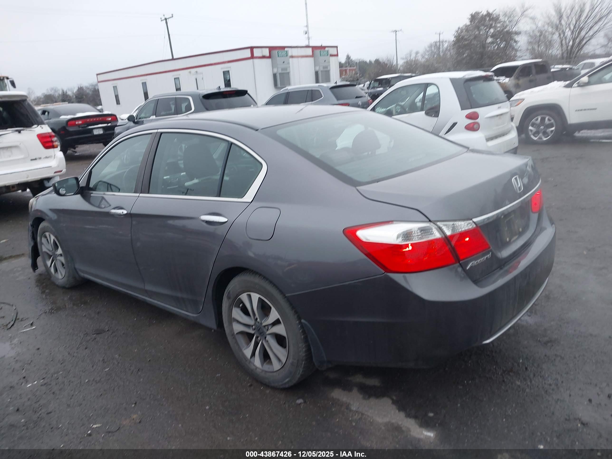 HONDA ACCORD image 3