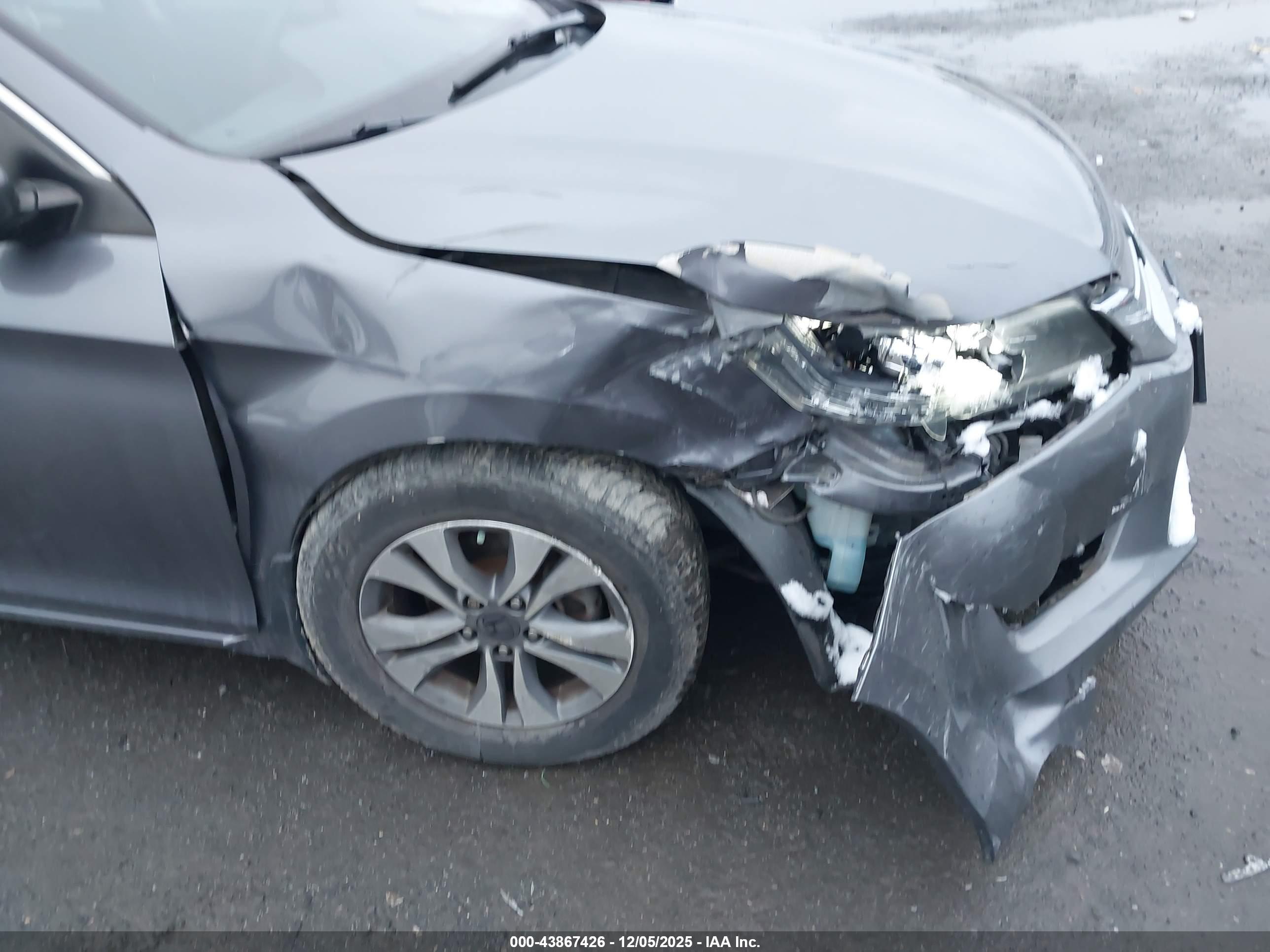 HONDA ACCORD image 6