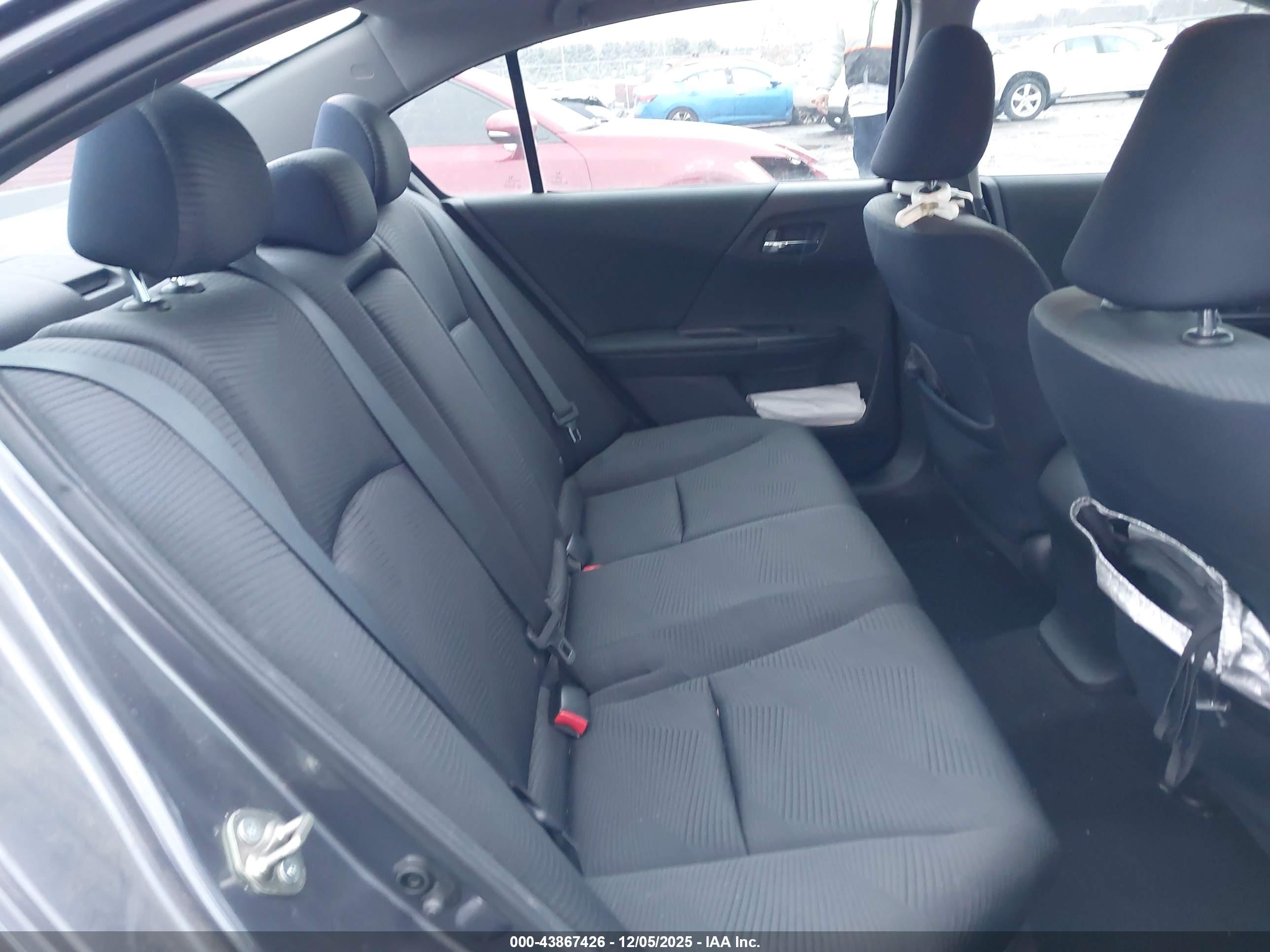 HONDA ACCORD image 8