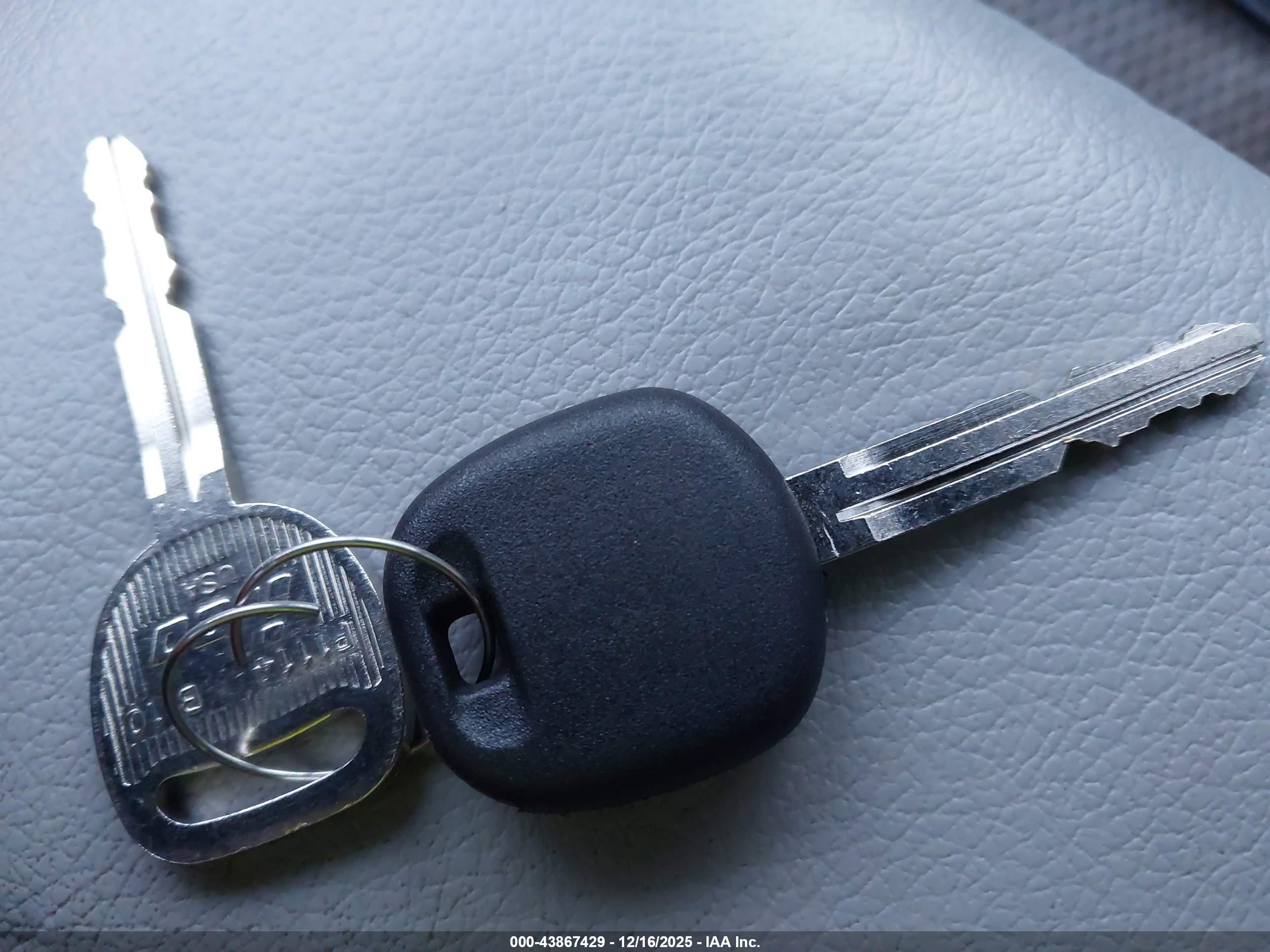 SUBARU FORESTER image 11