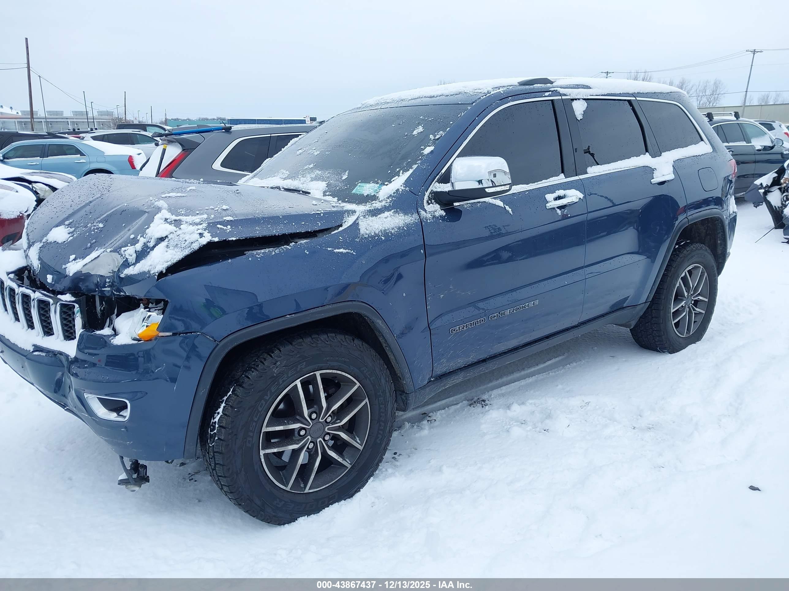 JEEP GRAND image 2