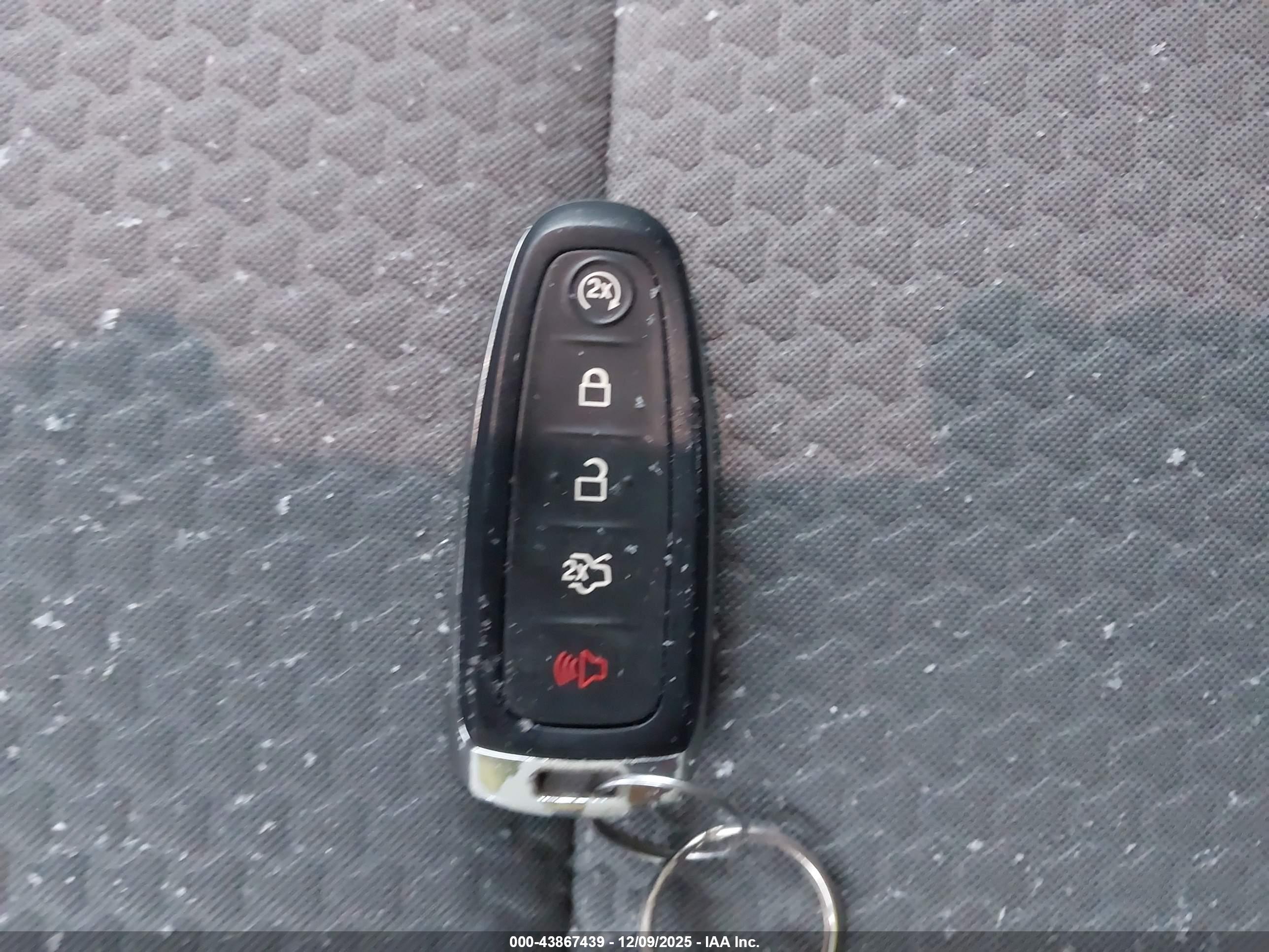 FORD ESCAPE image 11