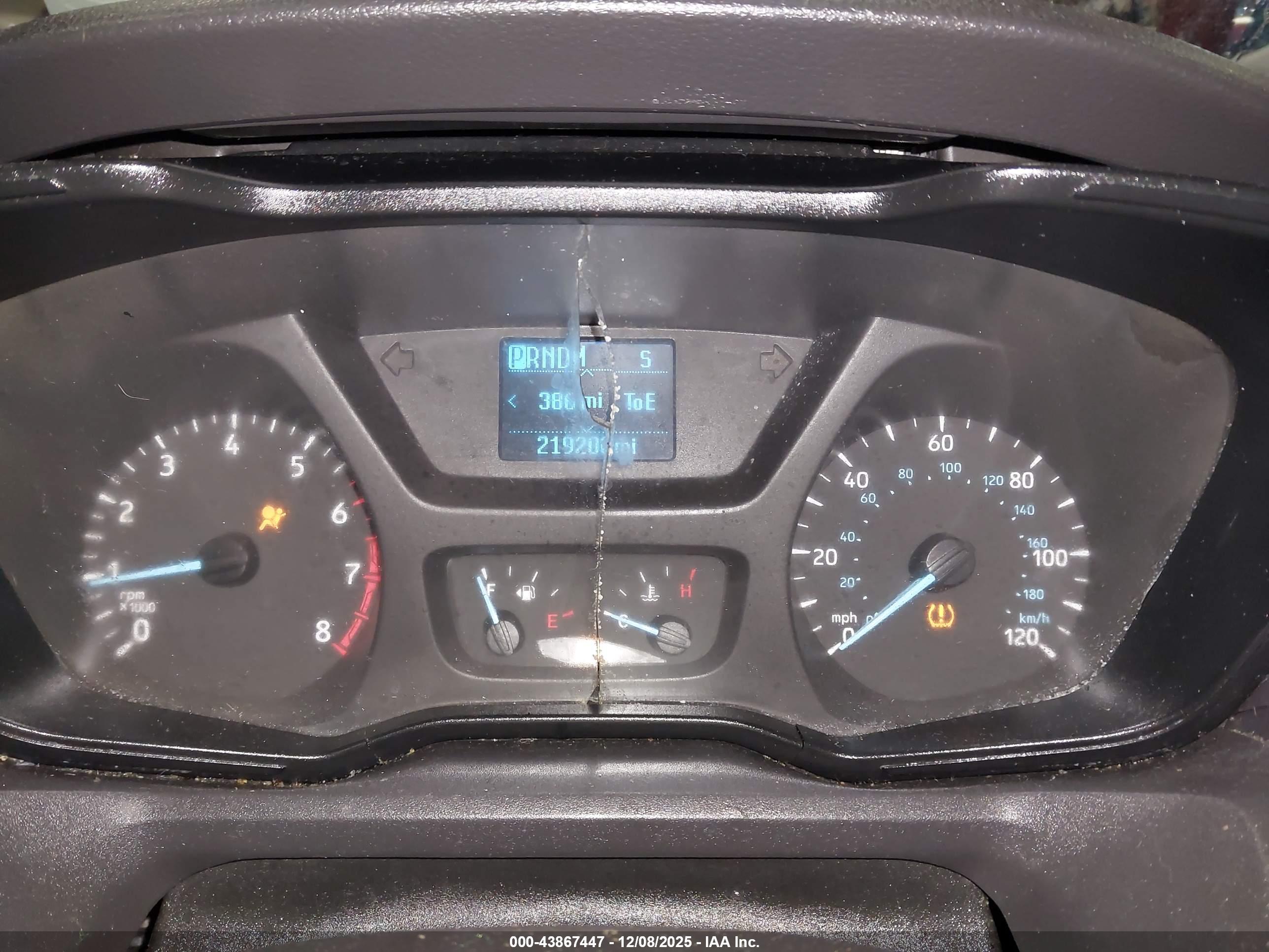 FORD TRANSIT-250 image 7