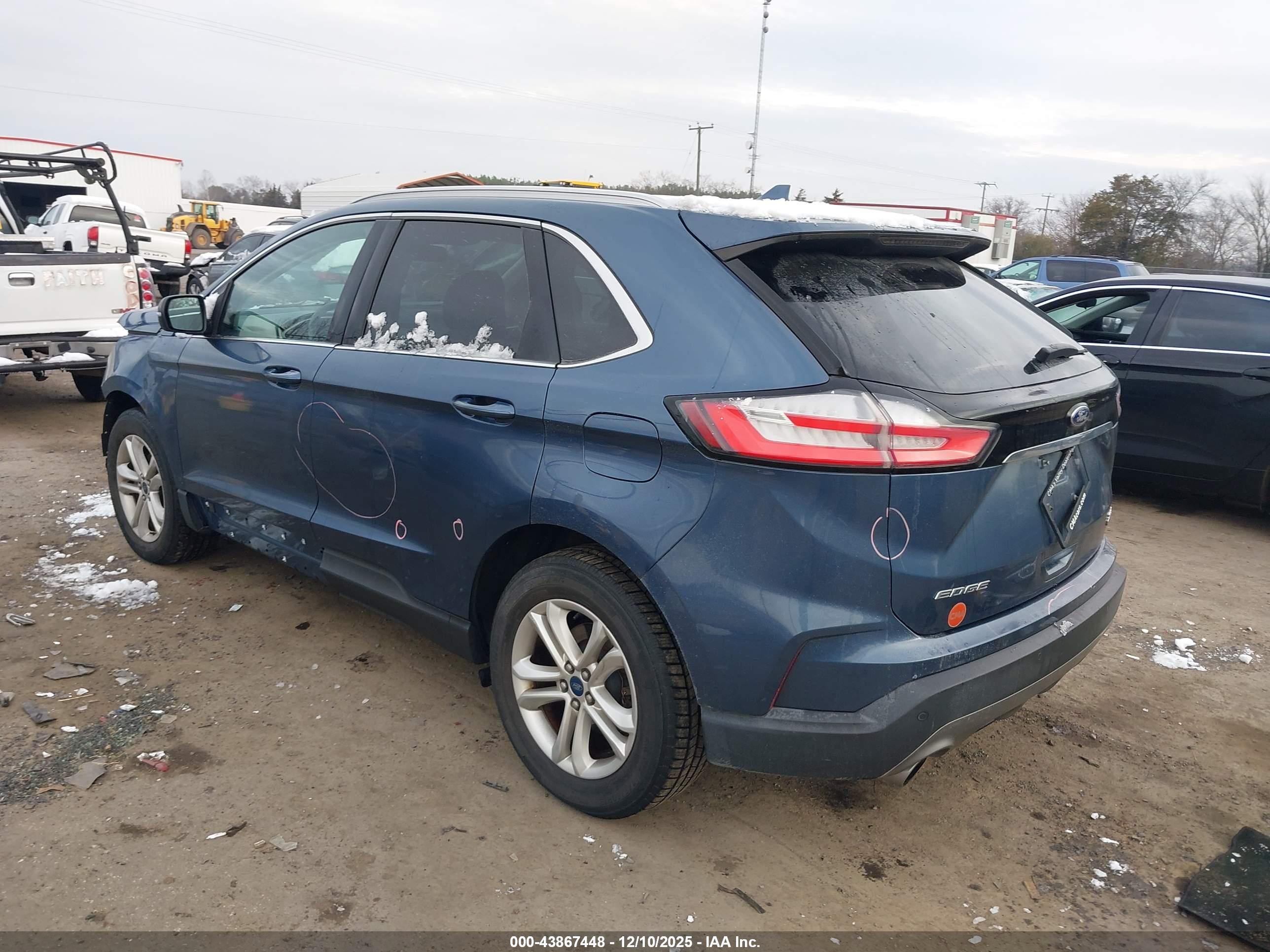 FORD EDGE image 3