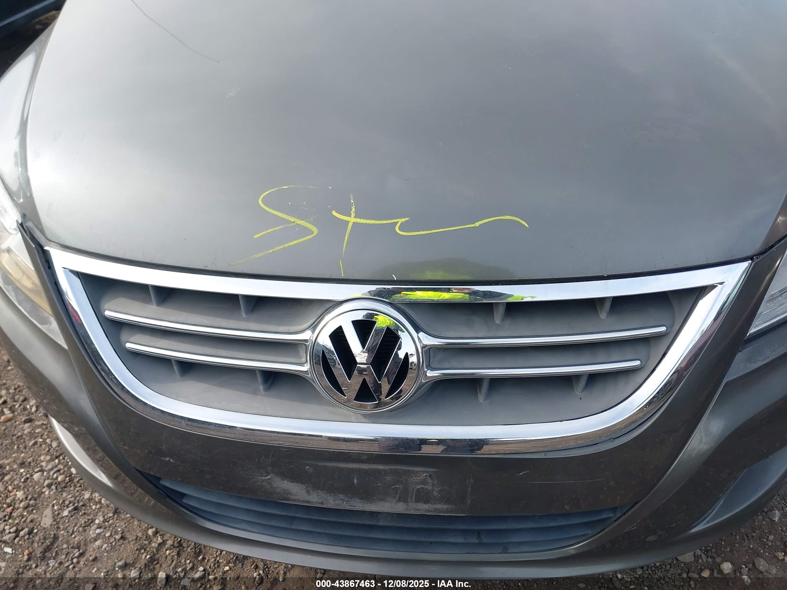 VOLKSWAGEN ROUTAN image 10