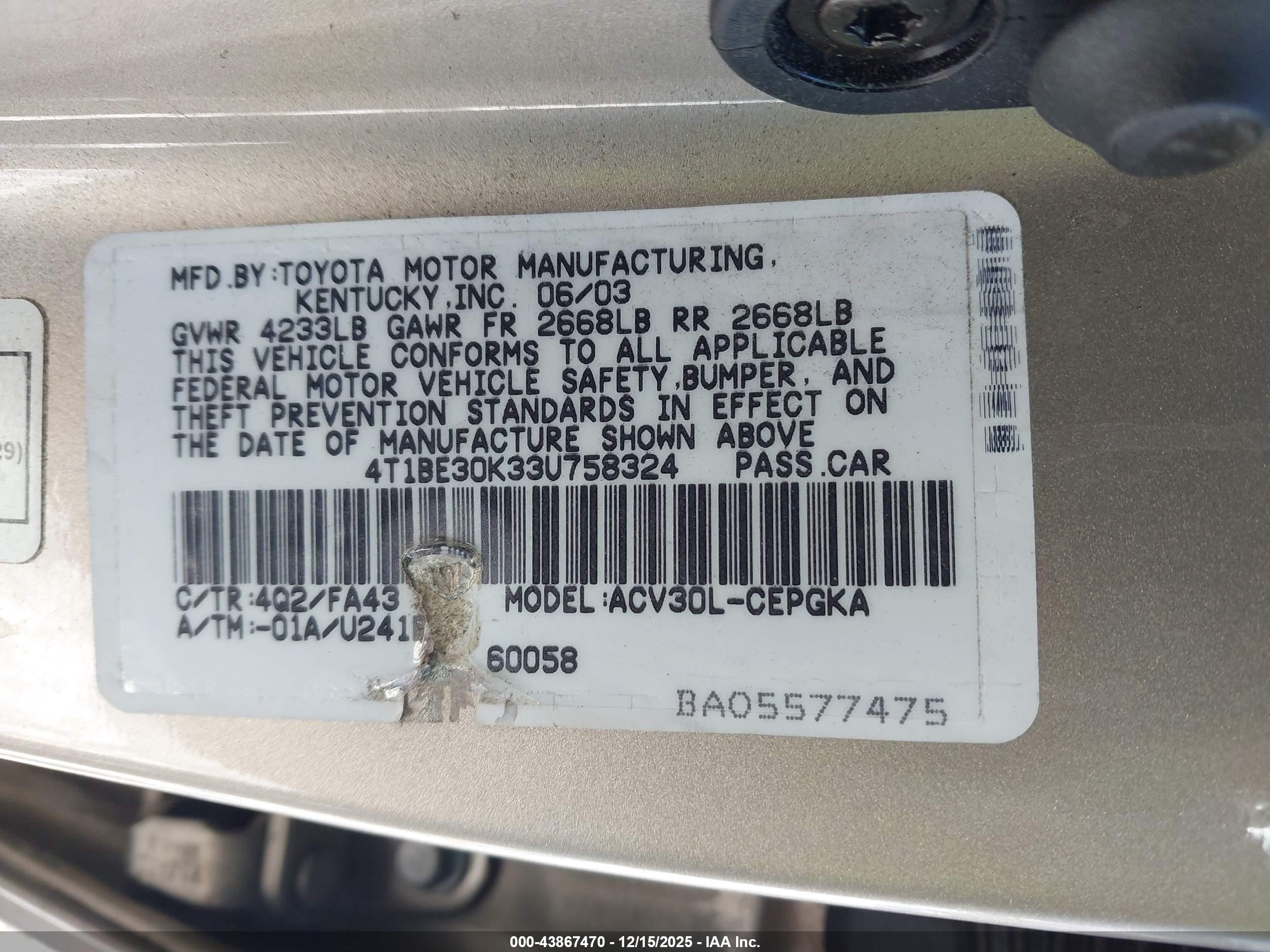 TOYOTA CAMRY image 9